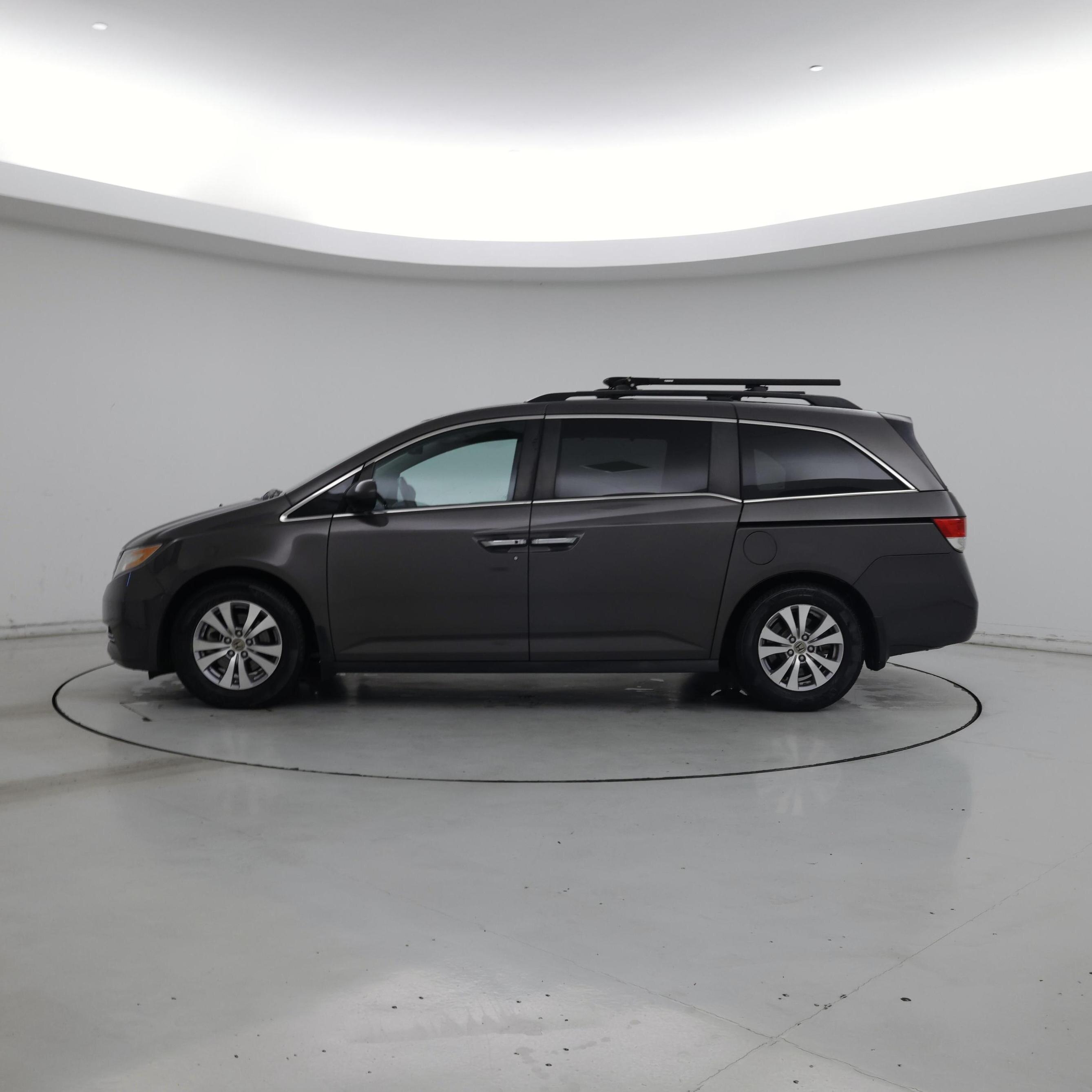 Thumbnail: 2015 Honda Odyssey - 3