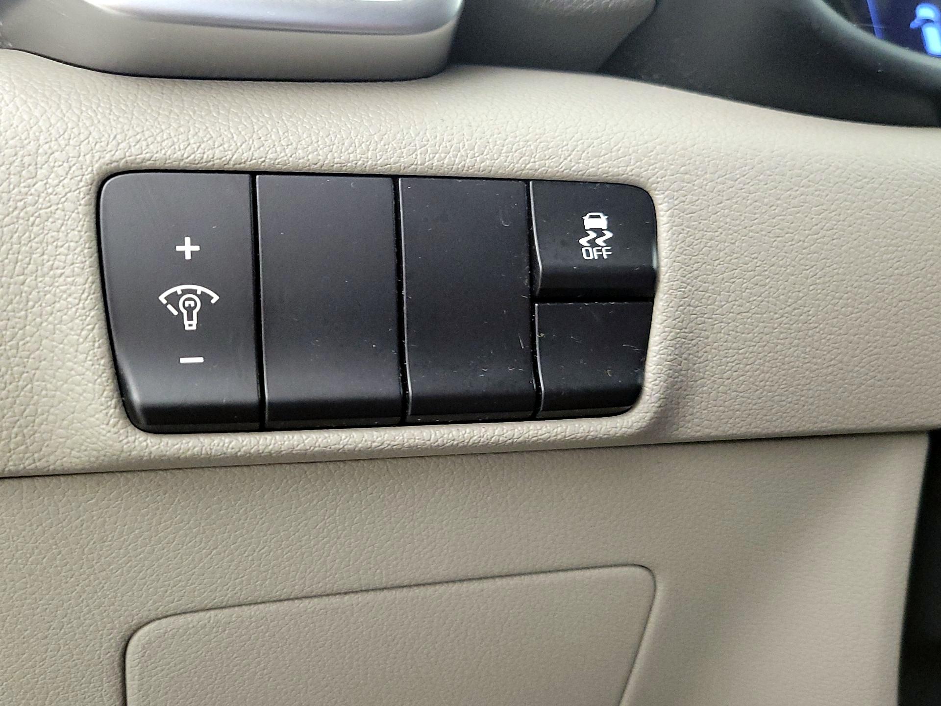 Thumbnail: 2019 Kia Sportage - 13