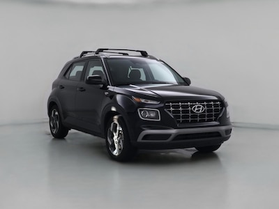 Black 2024 Hyundai Venue SEL