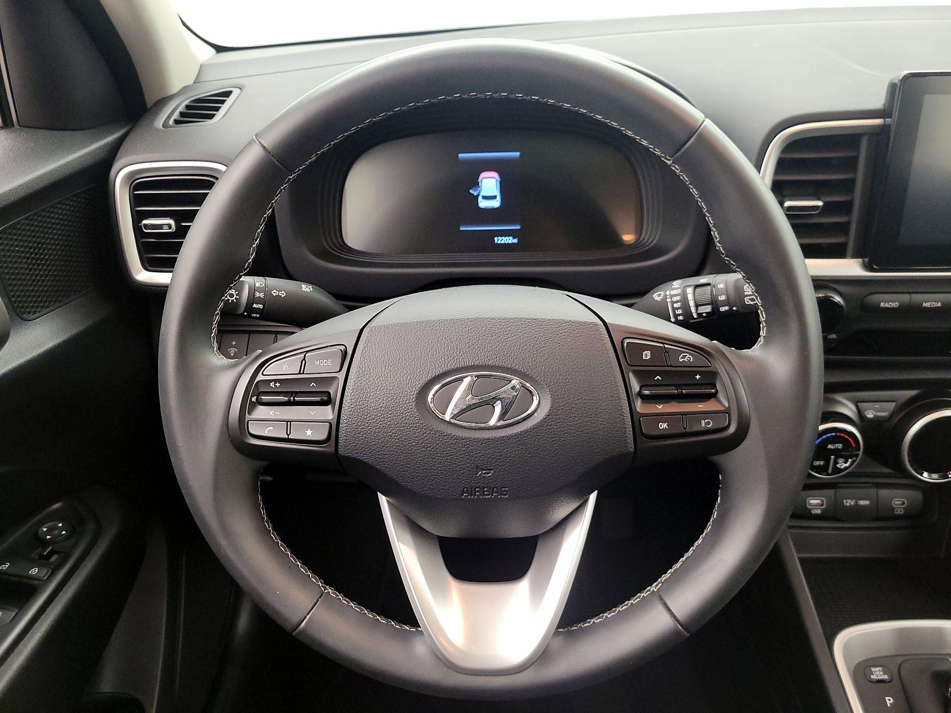 Thumbnail: 2024 Hyundai Venue - 10