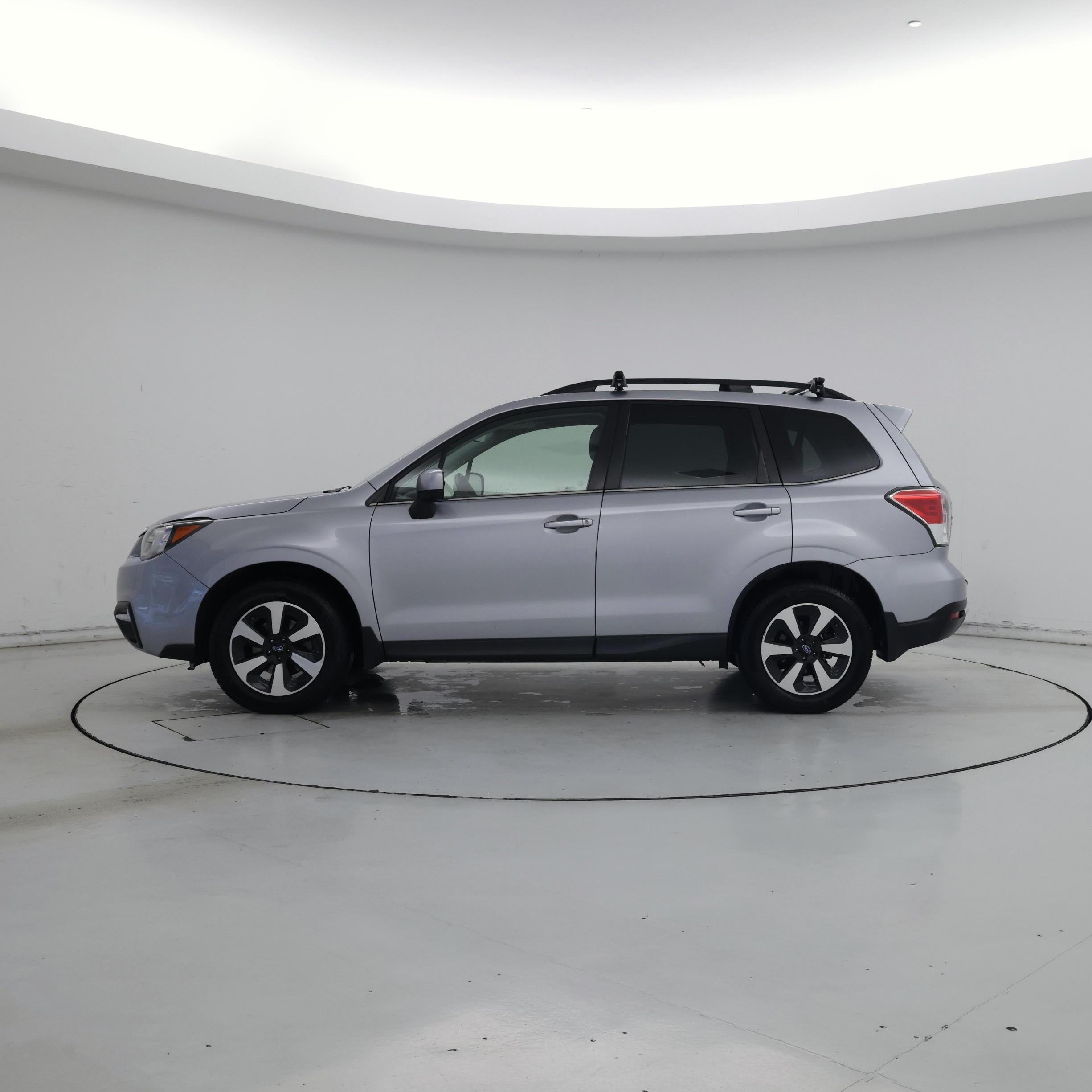 Thumbnail: 2017 Subaru Forester - 3