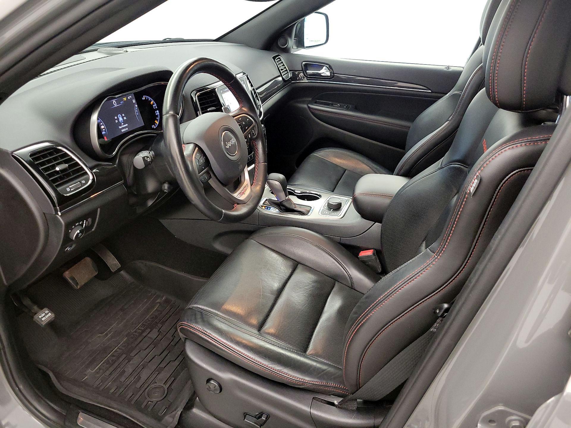 Thumbnail: 2020 Jeep Grand Cherokee - 11