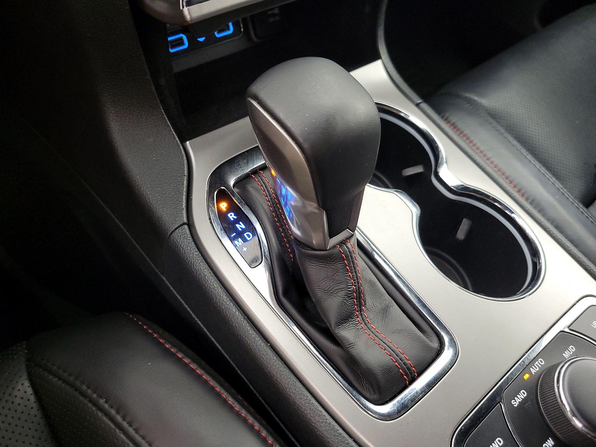 Thumbnail: 2020 Jeep Grand Cherokee - 18