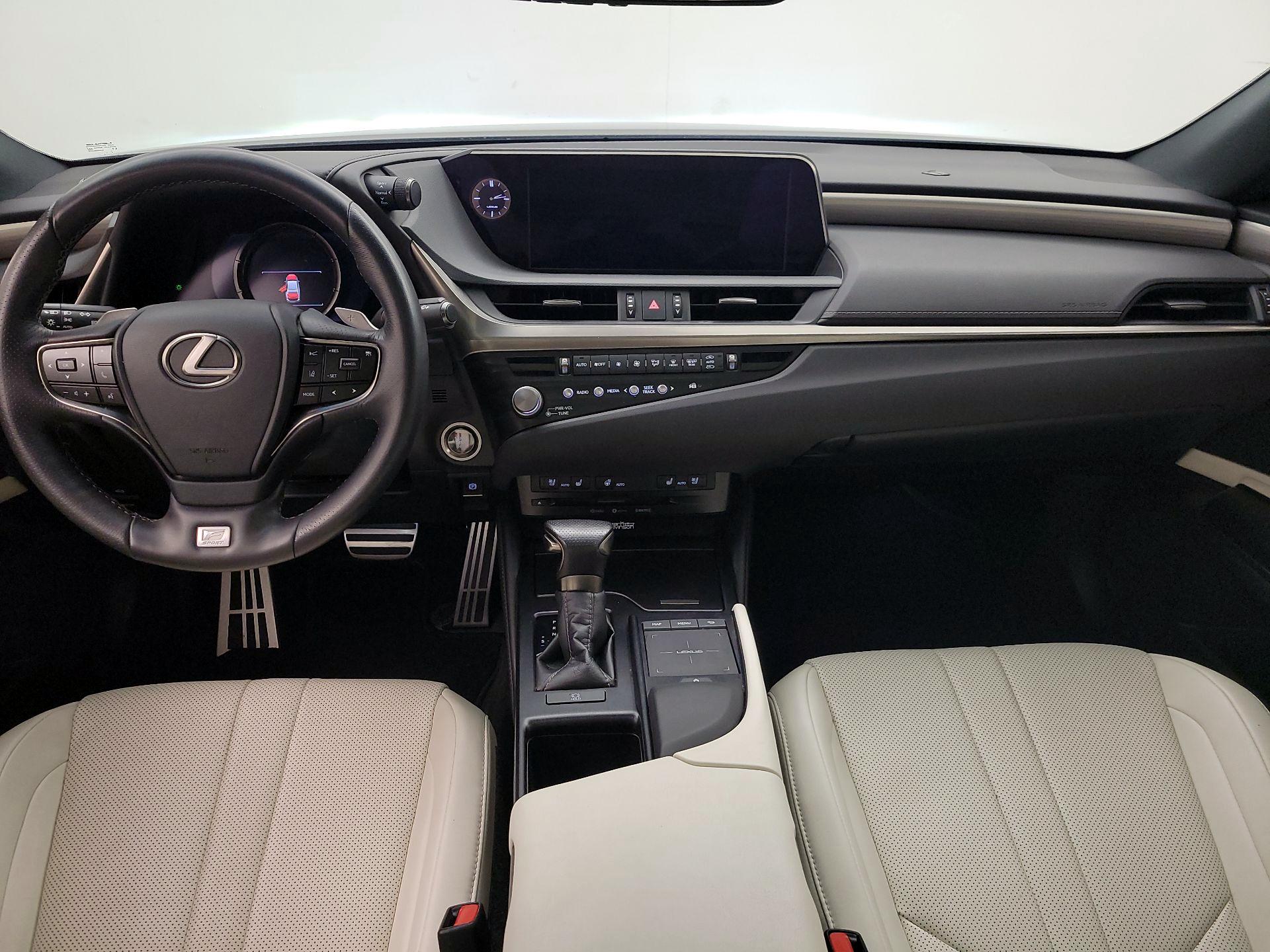Thumbnail: 2021 Lexus ES - 9
