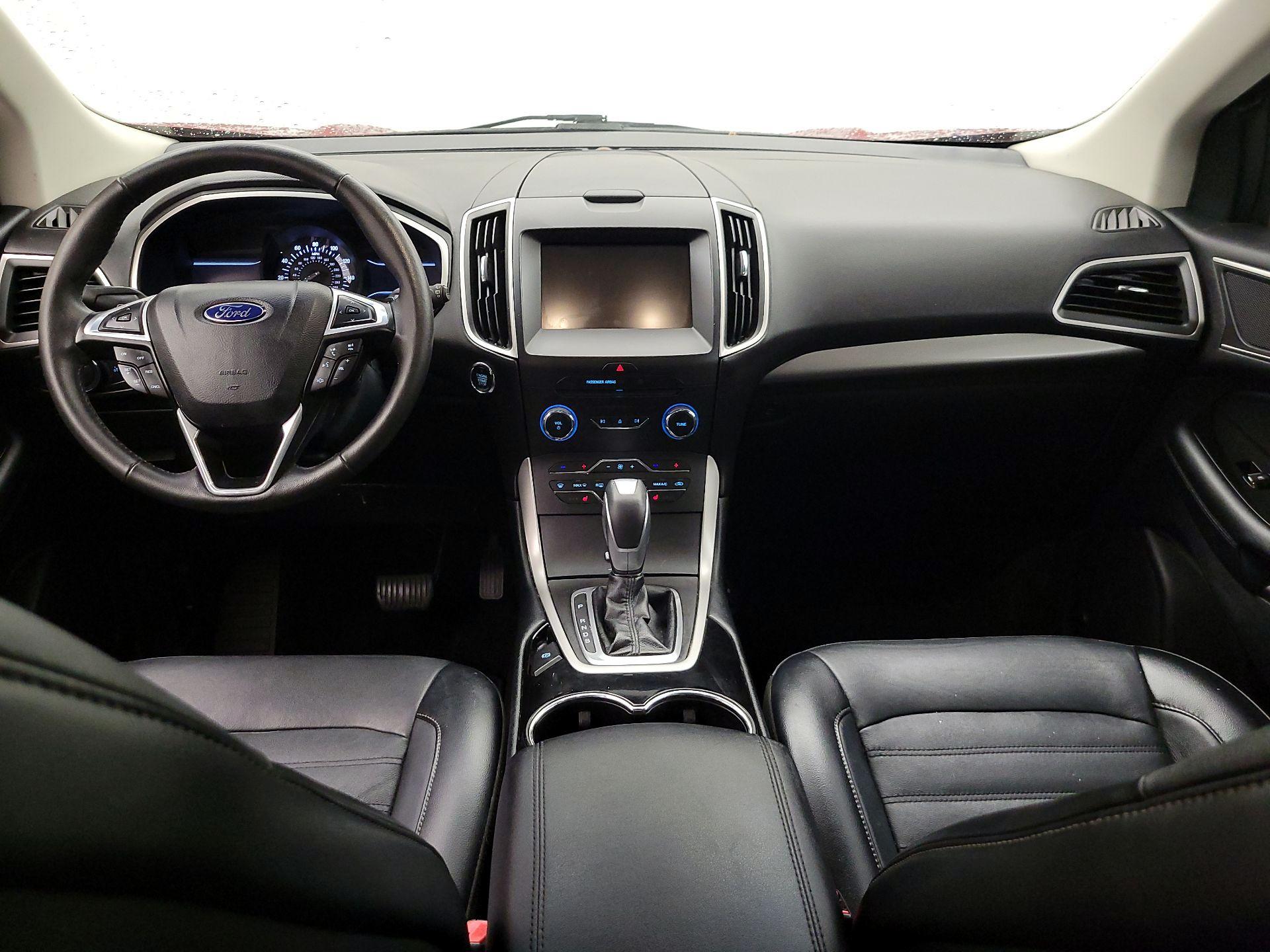 Thumbnail: 2015 Ford Edge - 9