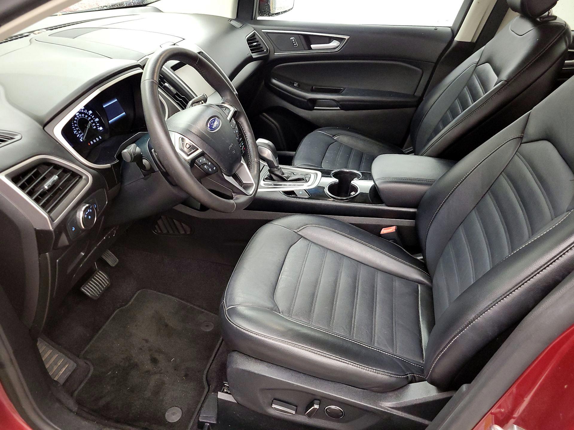 Thumbnail: 2015 Ford Edge - 11