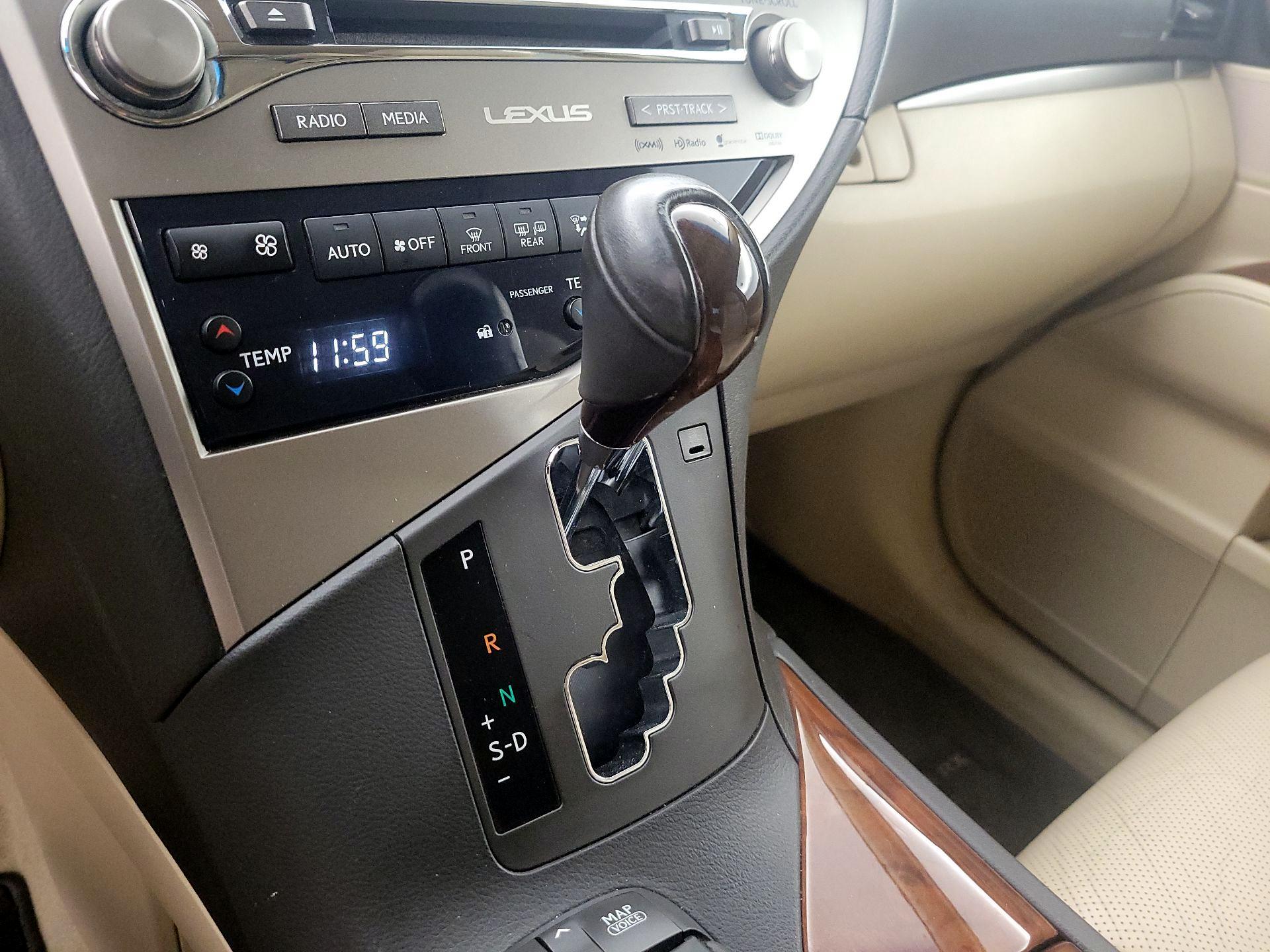 Thumbnail: 2015 Lexus RX - 18