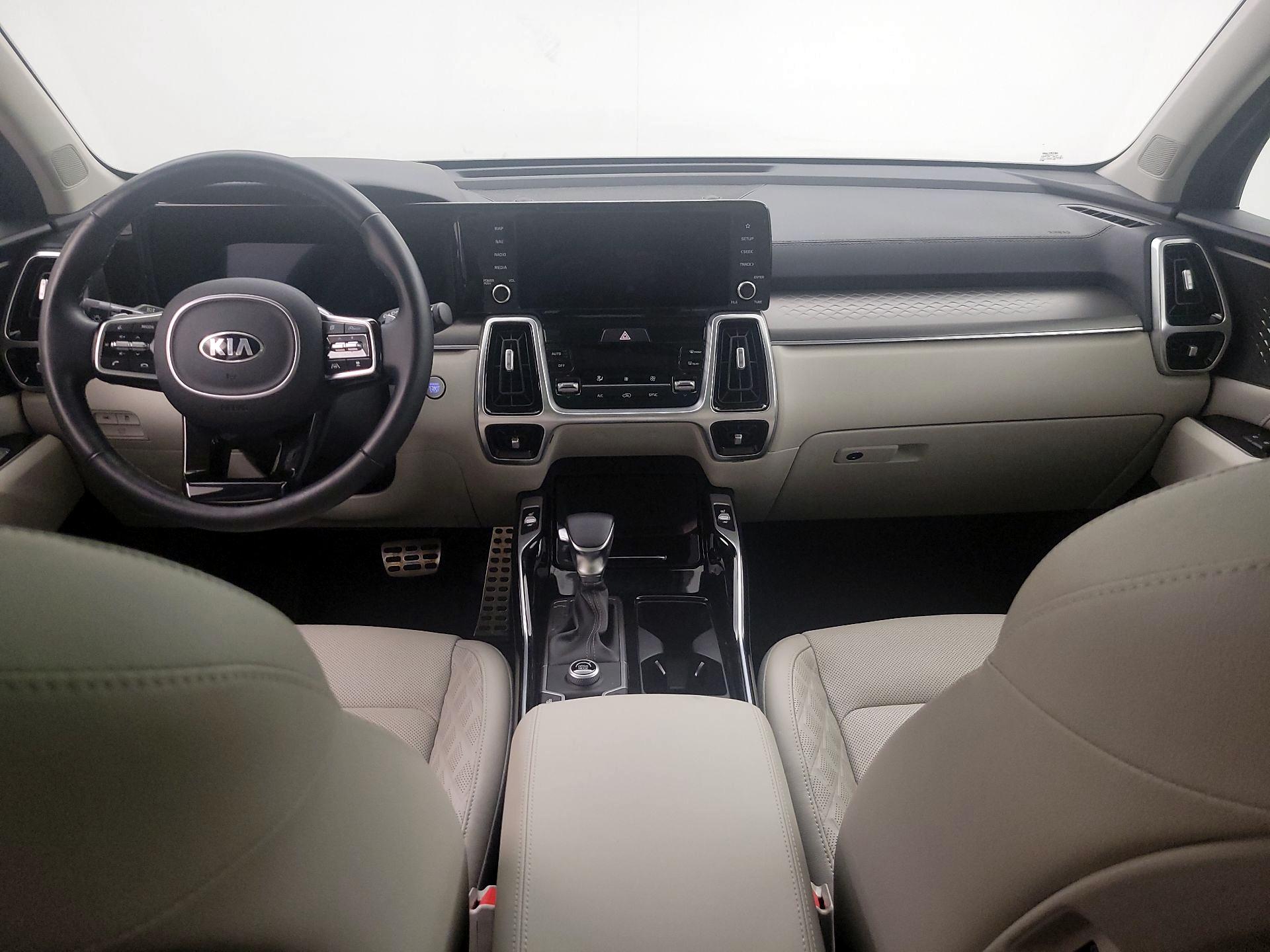 Thumbnail: 2021 Kia Sorento - 9