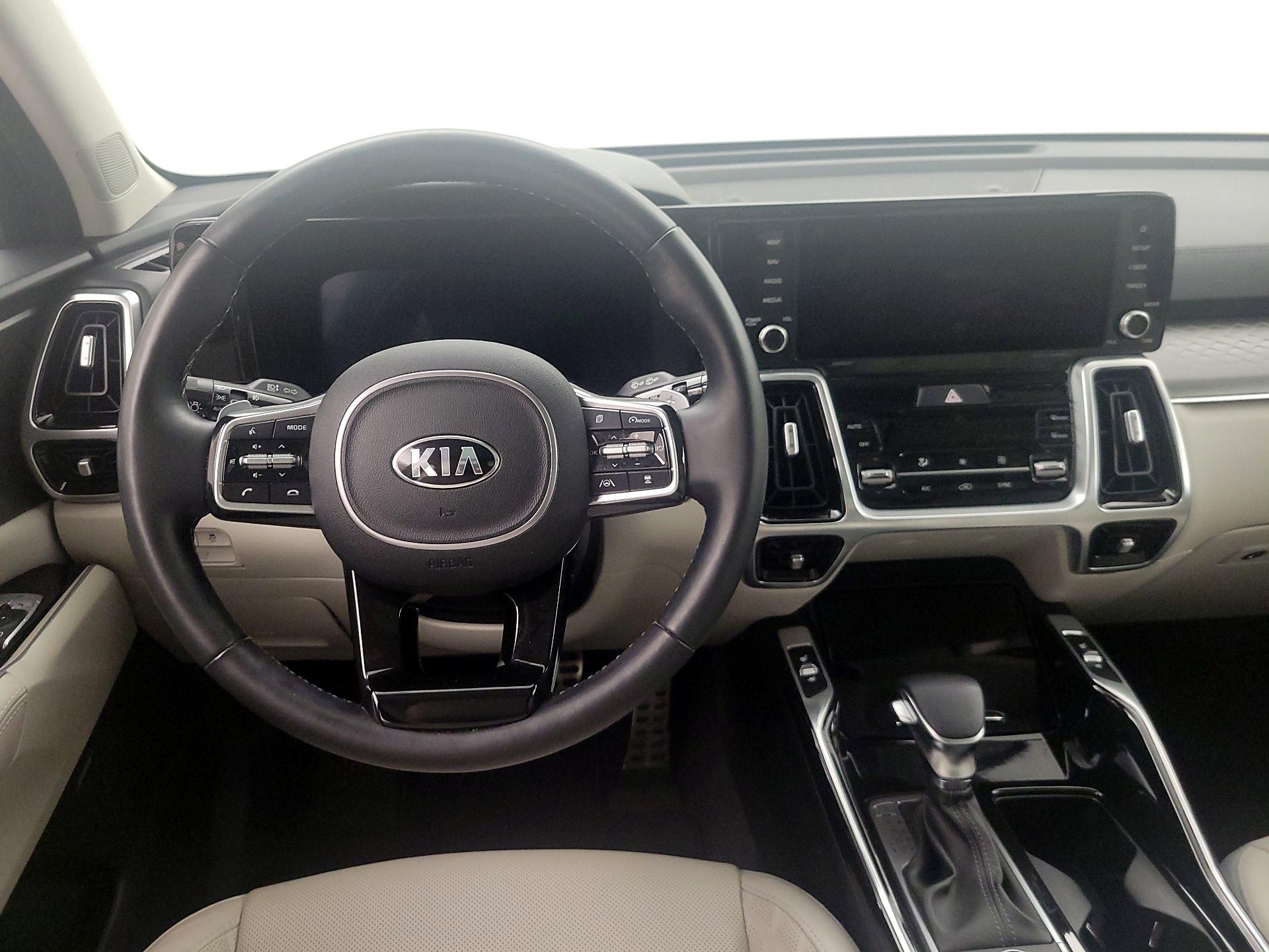 Thumbnail: 2021 Kia Sorento - 10