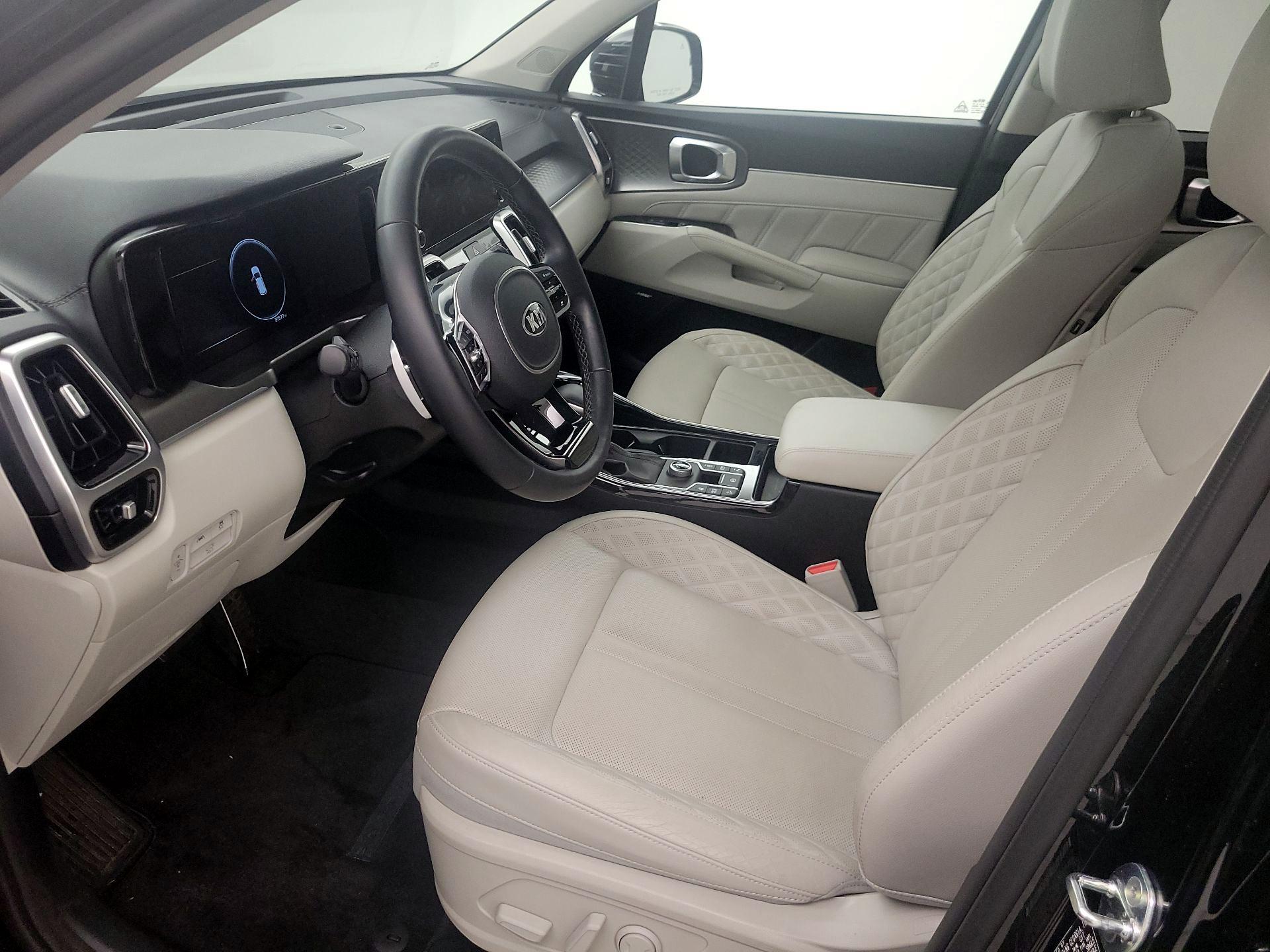 Thumbnail: 2021 Kia Sorento - 11