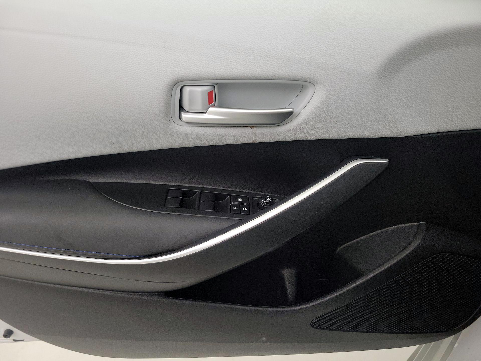 Thumbnail: 2022 Toyota Corolla - 12
