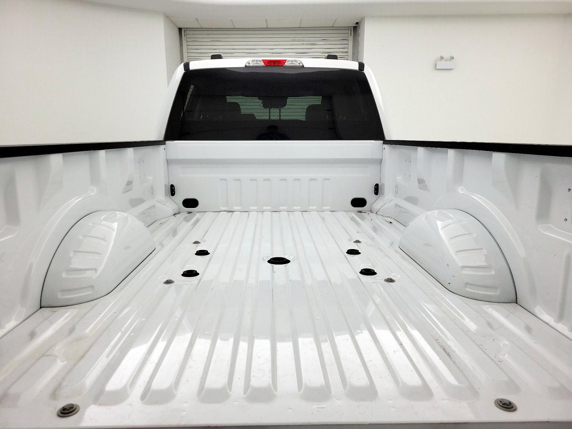 Thumbnail: 2022 Ford F-350 - 20