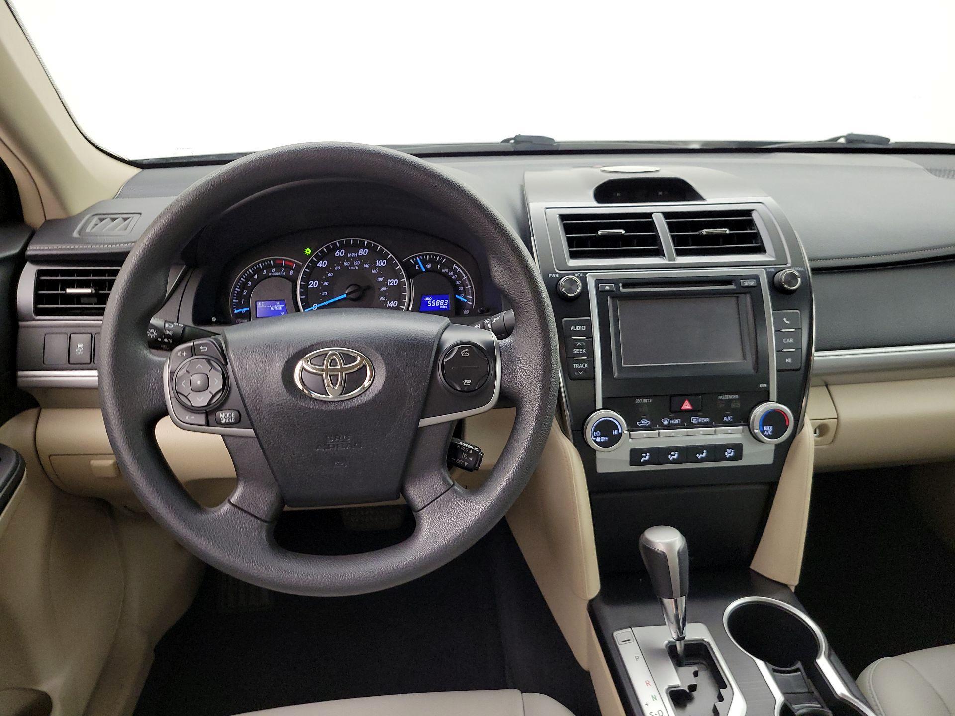 Thumbnail: 2013 Toyota Camry - 10