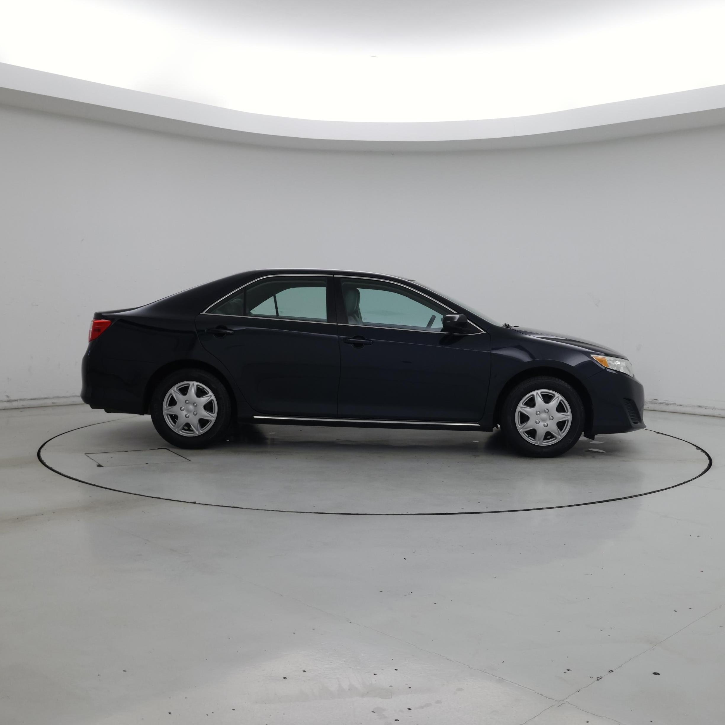Thumbnail: 2013 Toyota Camry - 7