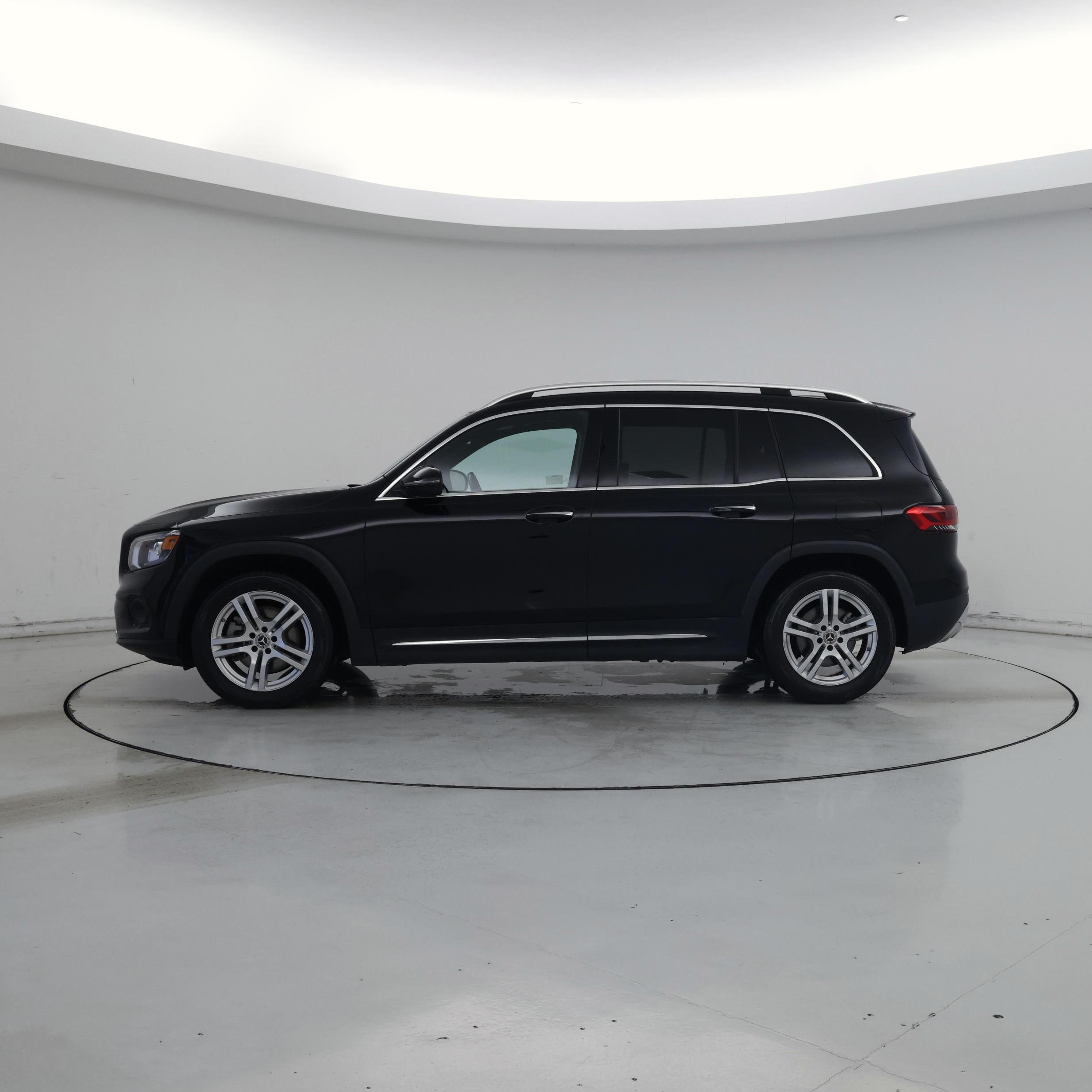 Thumbnail: 2020 Mercedes-Benz GLB - 3