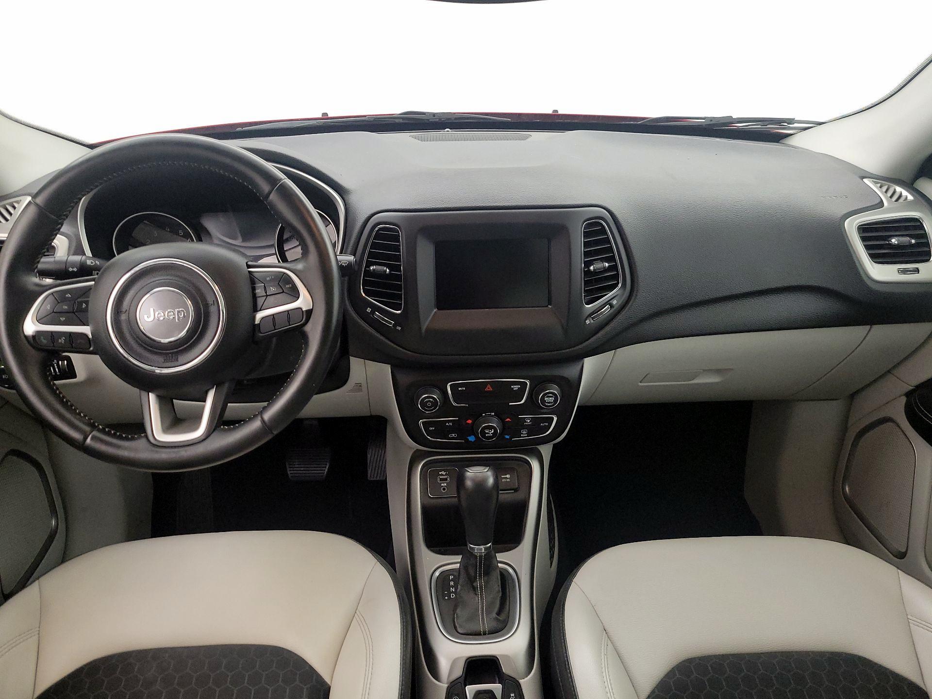 Thumbnail: 2019 Jeep Compass - 9