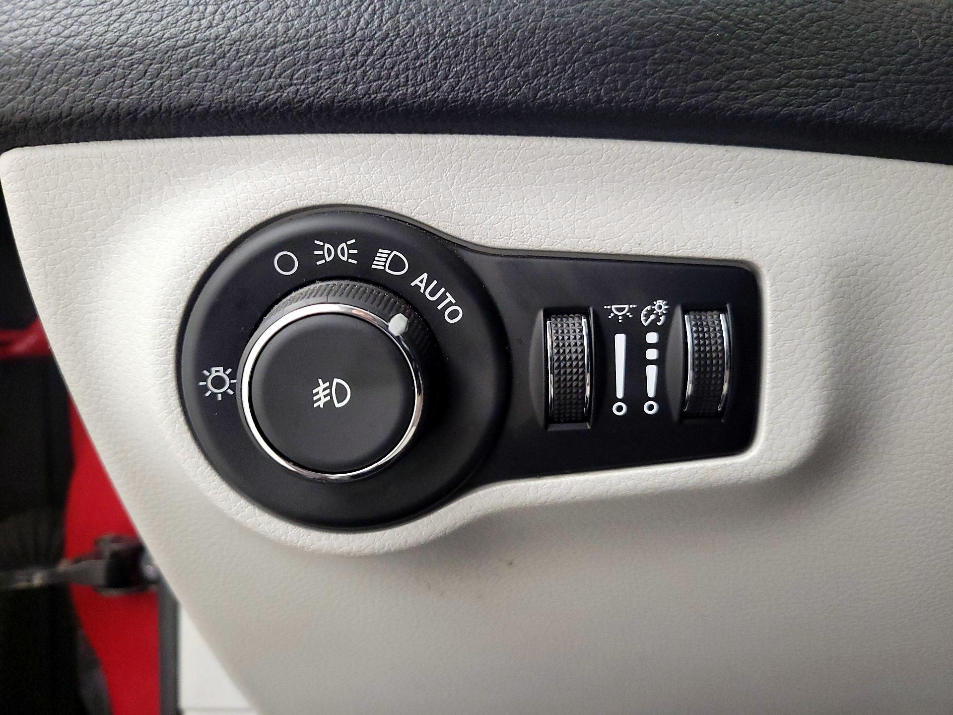 Thumbnail: 2019 Jeep Compass - 13