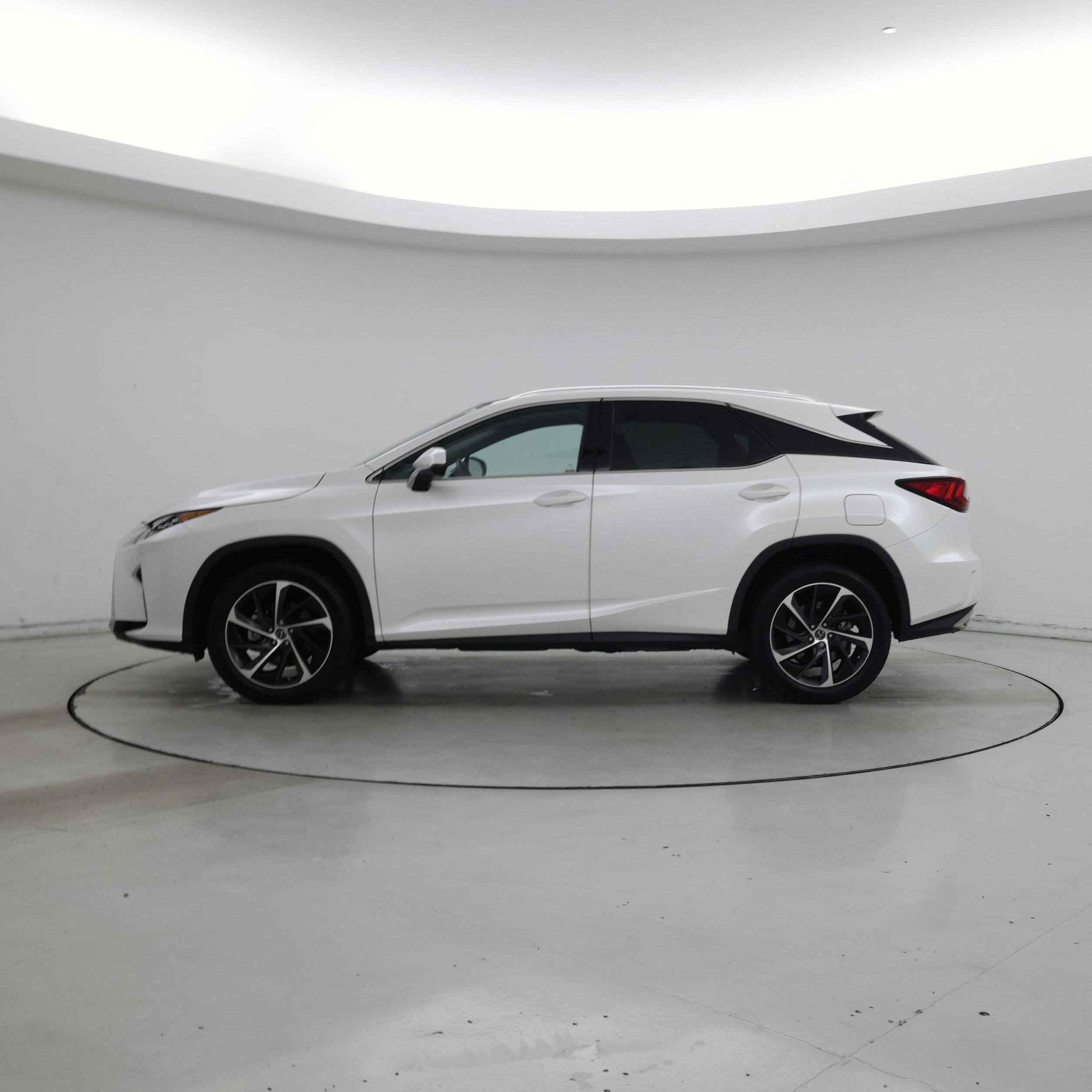 Thumbnail: 2019 Lexus RX - 3