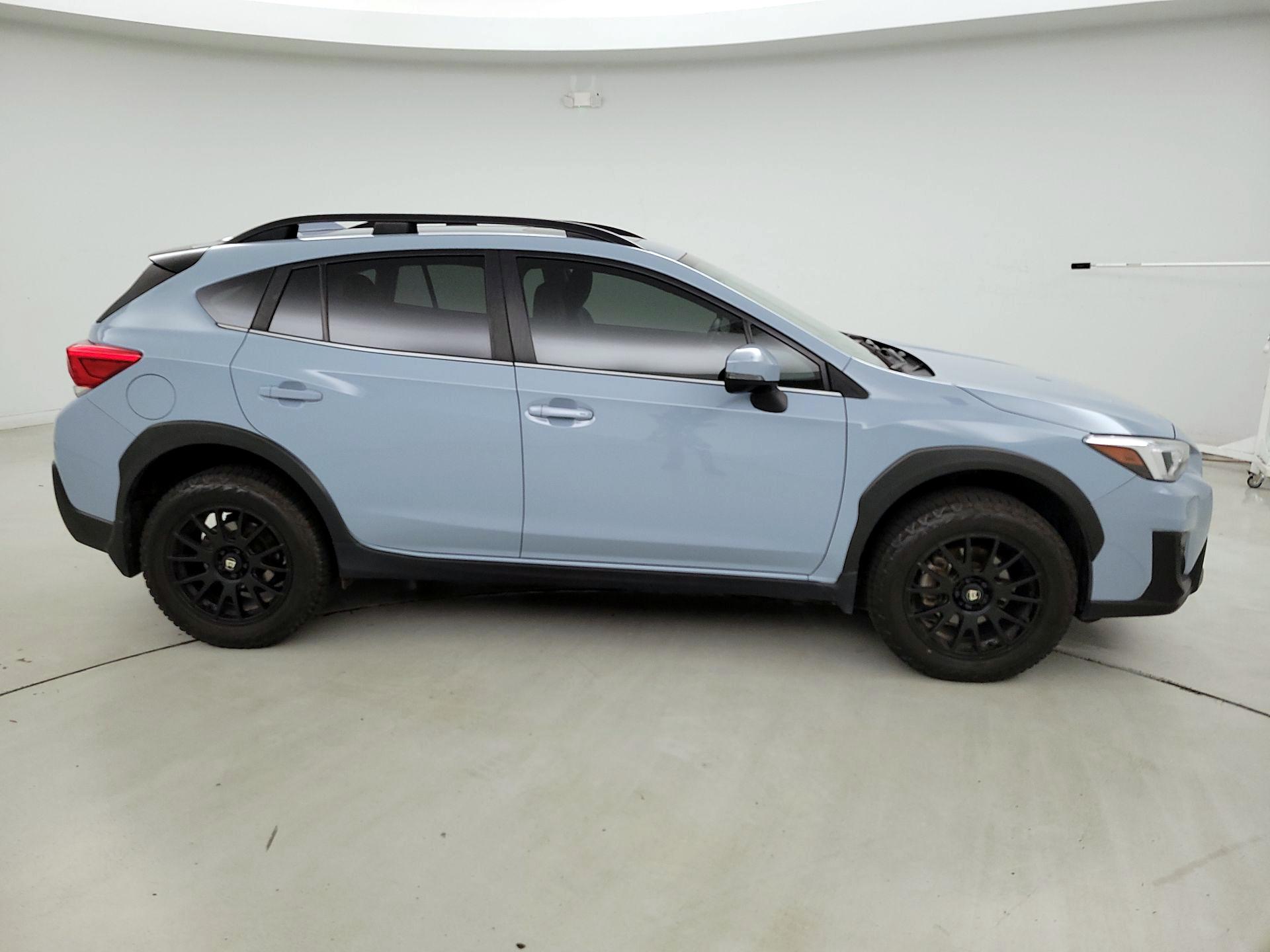 Thumbnail: 2020 Subaru Crosstrek - 4