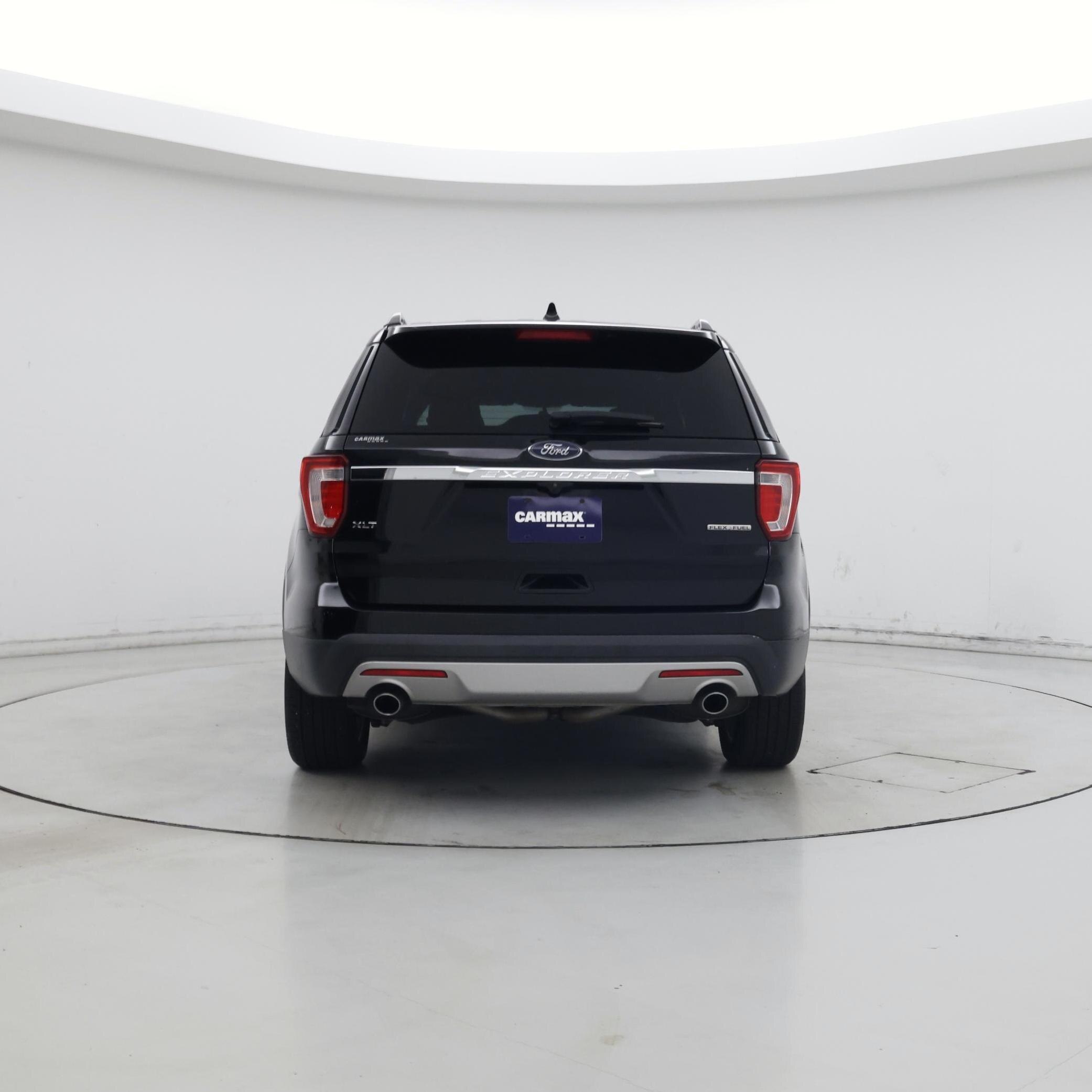 Thumbnail: 2016 Ford Explorer - 6