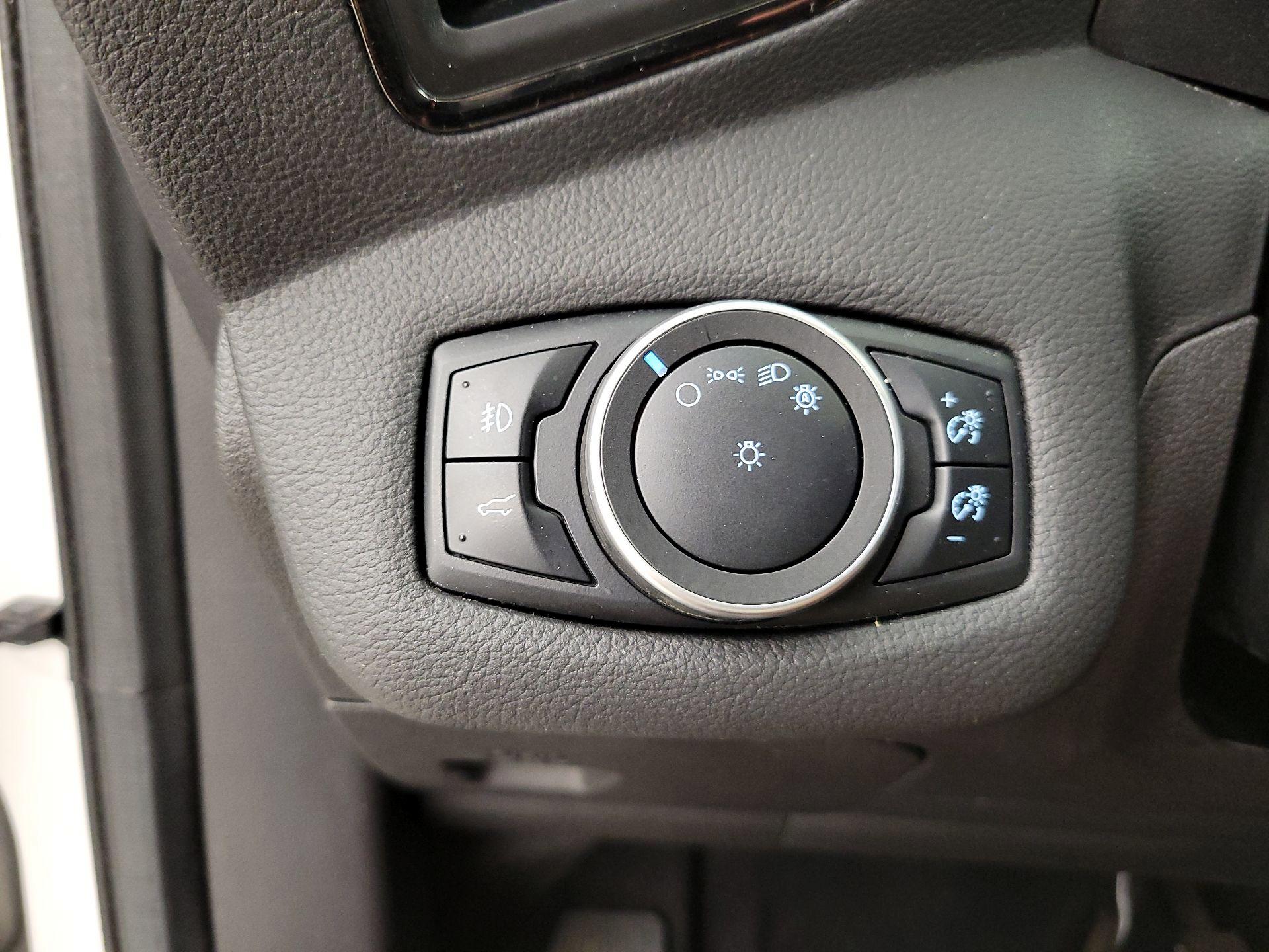 Thumbnail: 2017 Ford Escape - 13