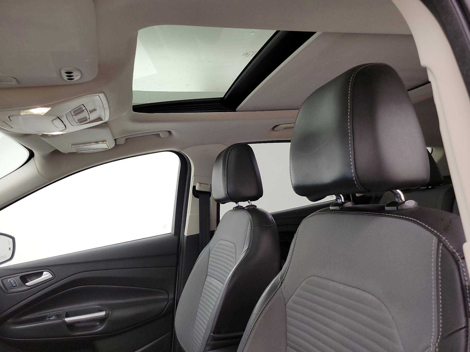 Thumbnail: 2017 Ford Escape - 19