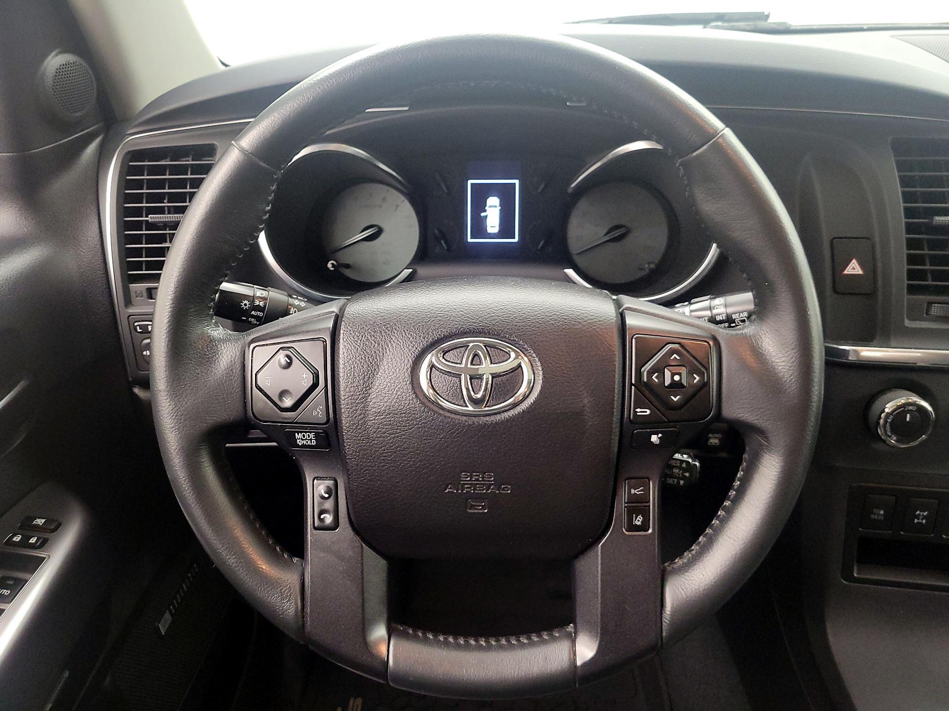 Thumbnail: 2021 Toyota Sequoia - 10