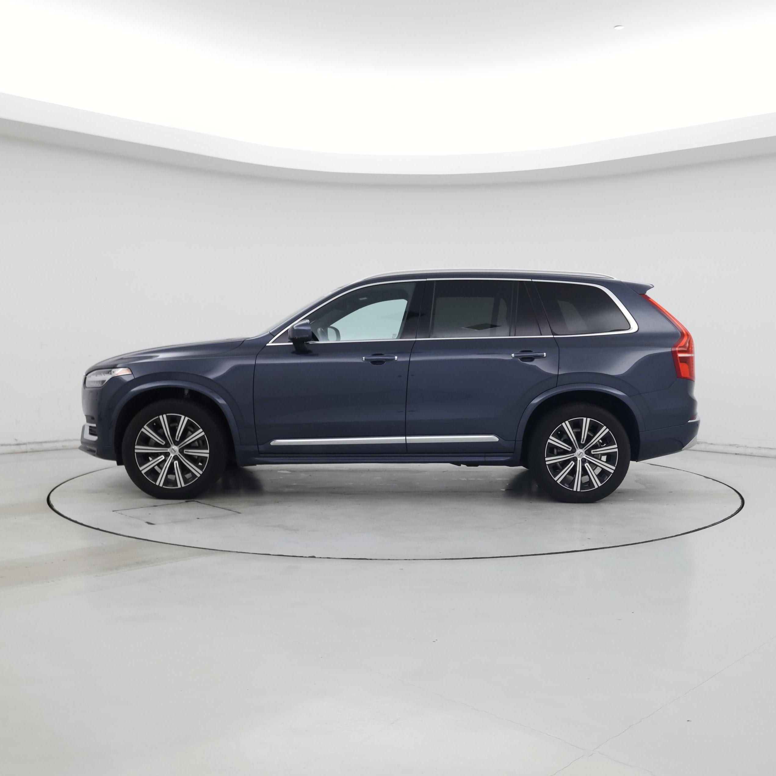 Thumbnail: 2022 Volvo XC90 - 3
