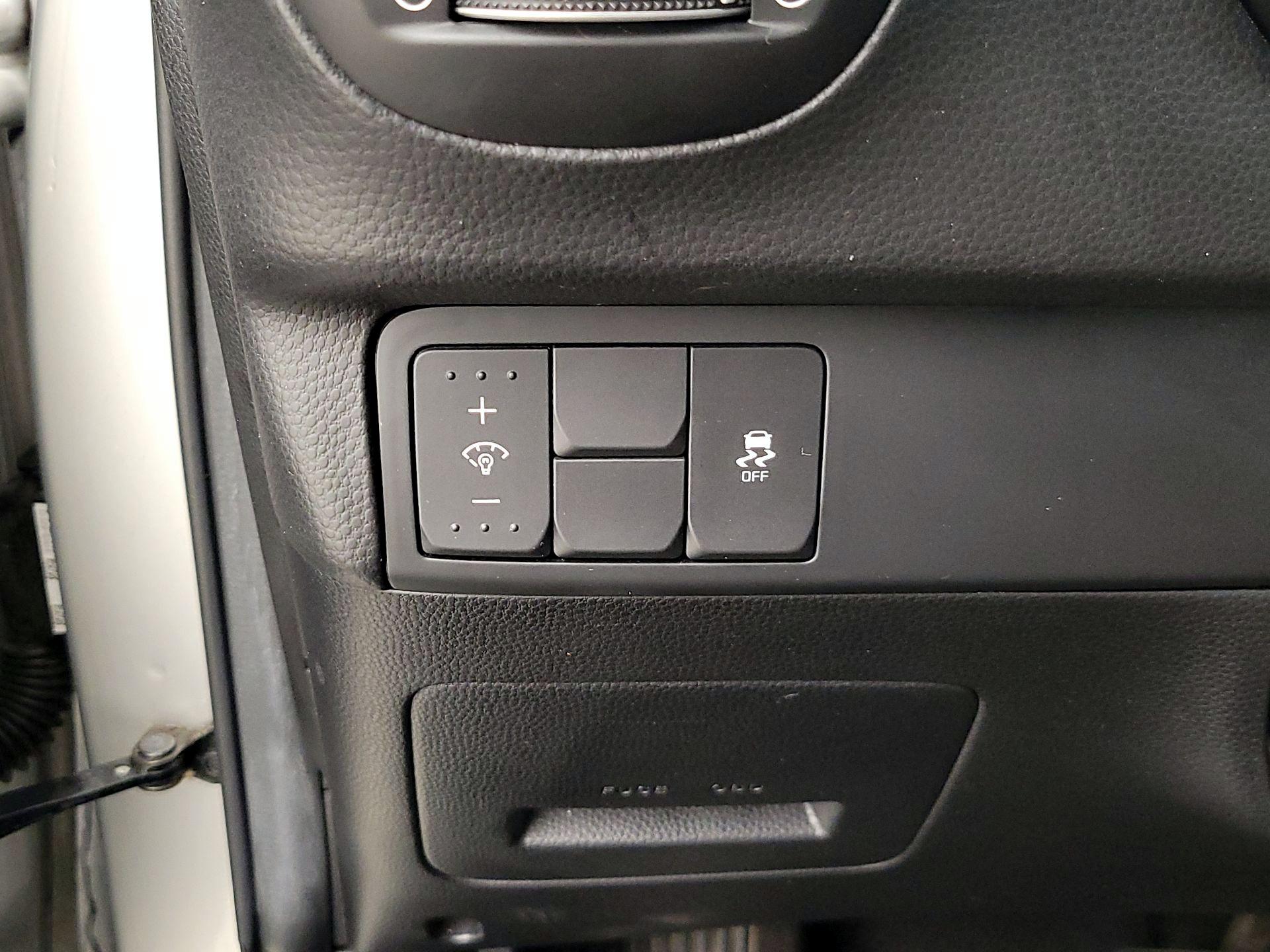 Thumbnail: 2019 Kia Soul - 13