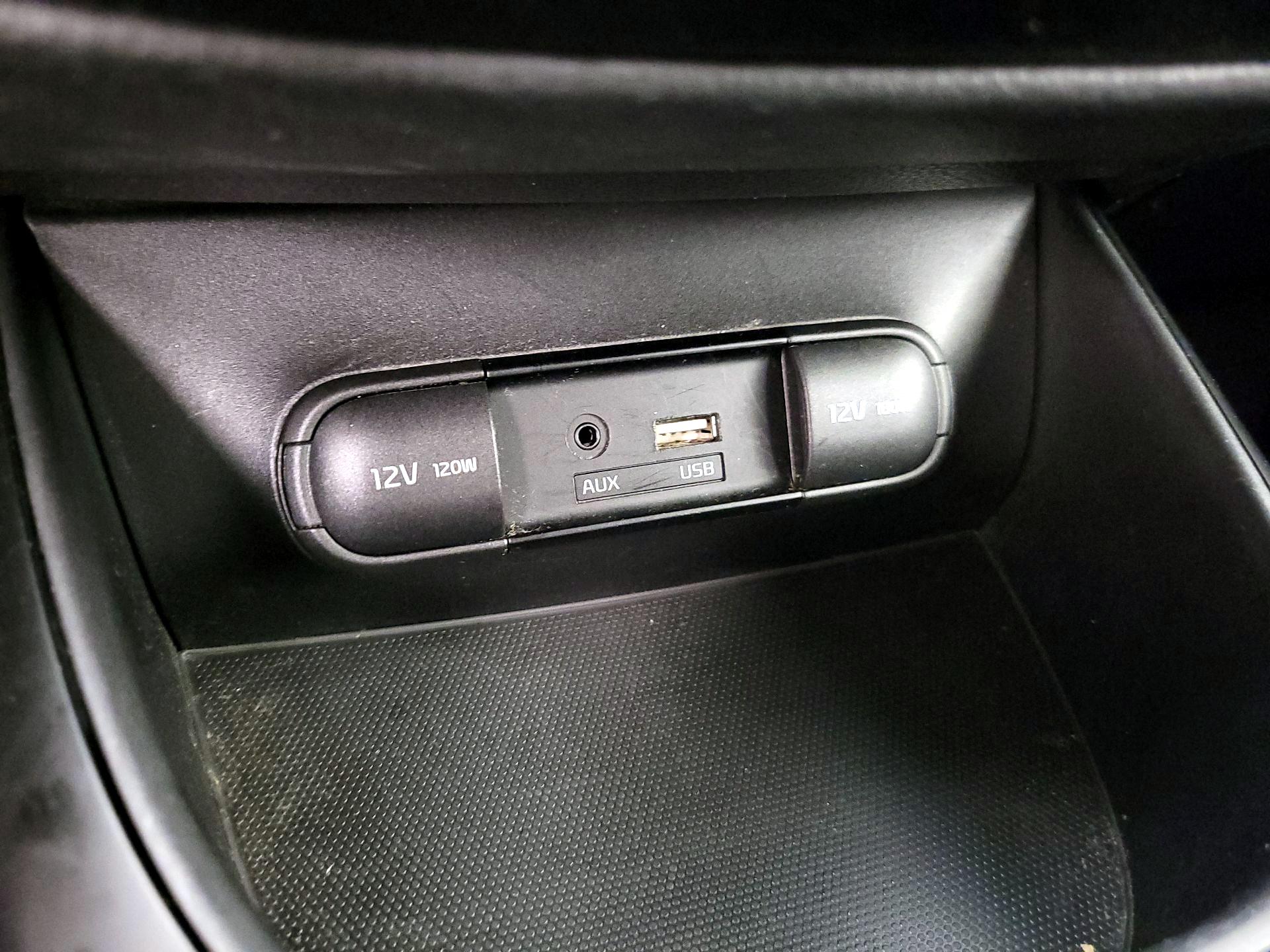 Thumbnail: 2019 Kia Soul - 18