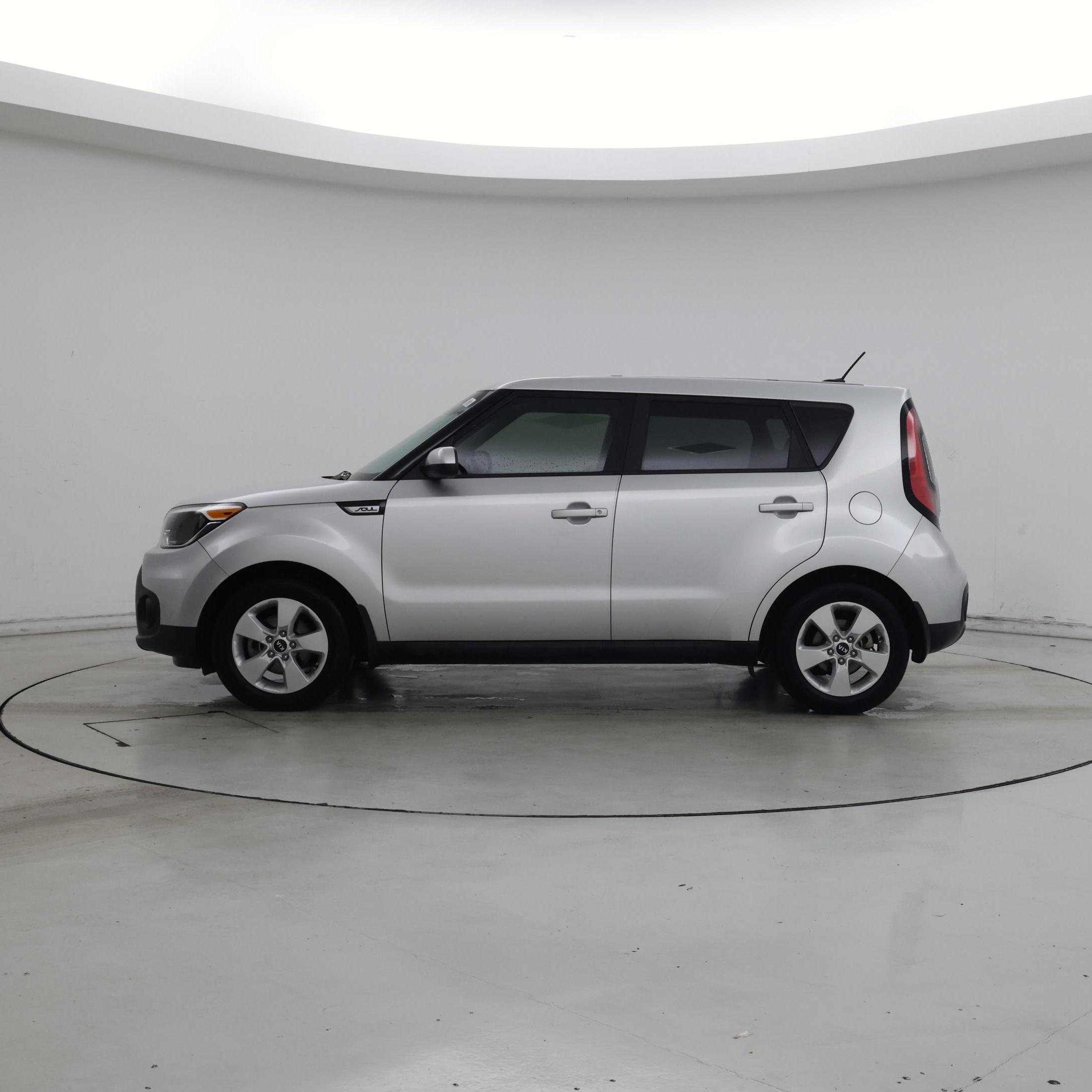 Thumbnail: 2019 Kia Soul - 3