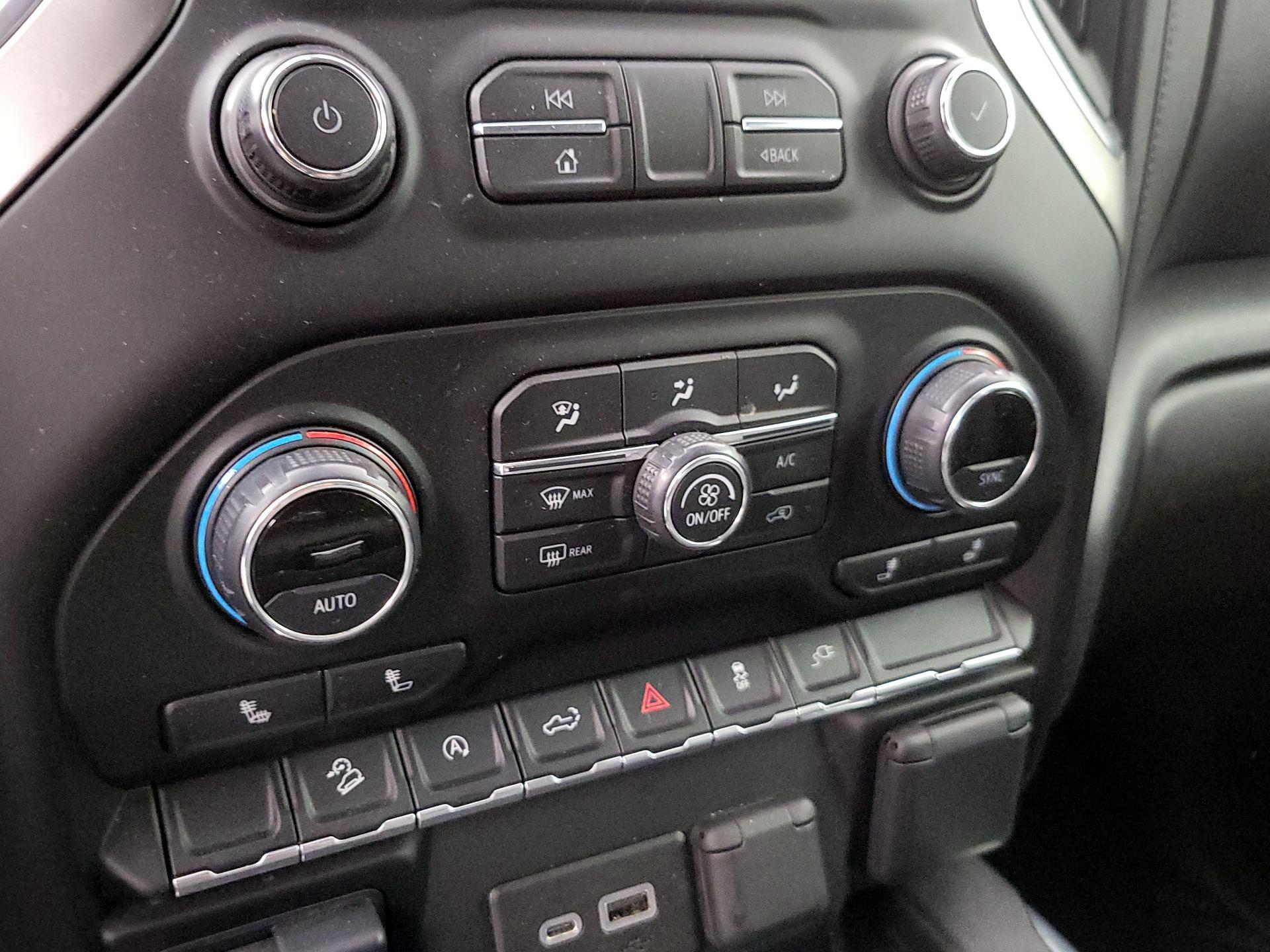 Thumbnail: 2021 Chevrolet Silverado 1500 - 16