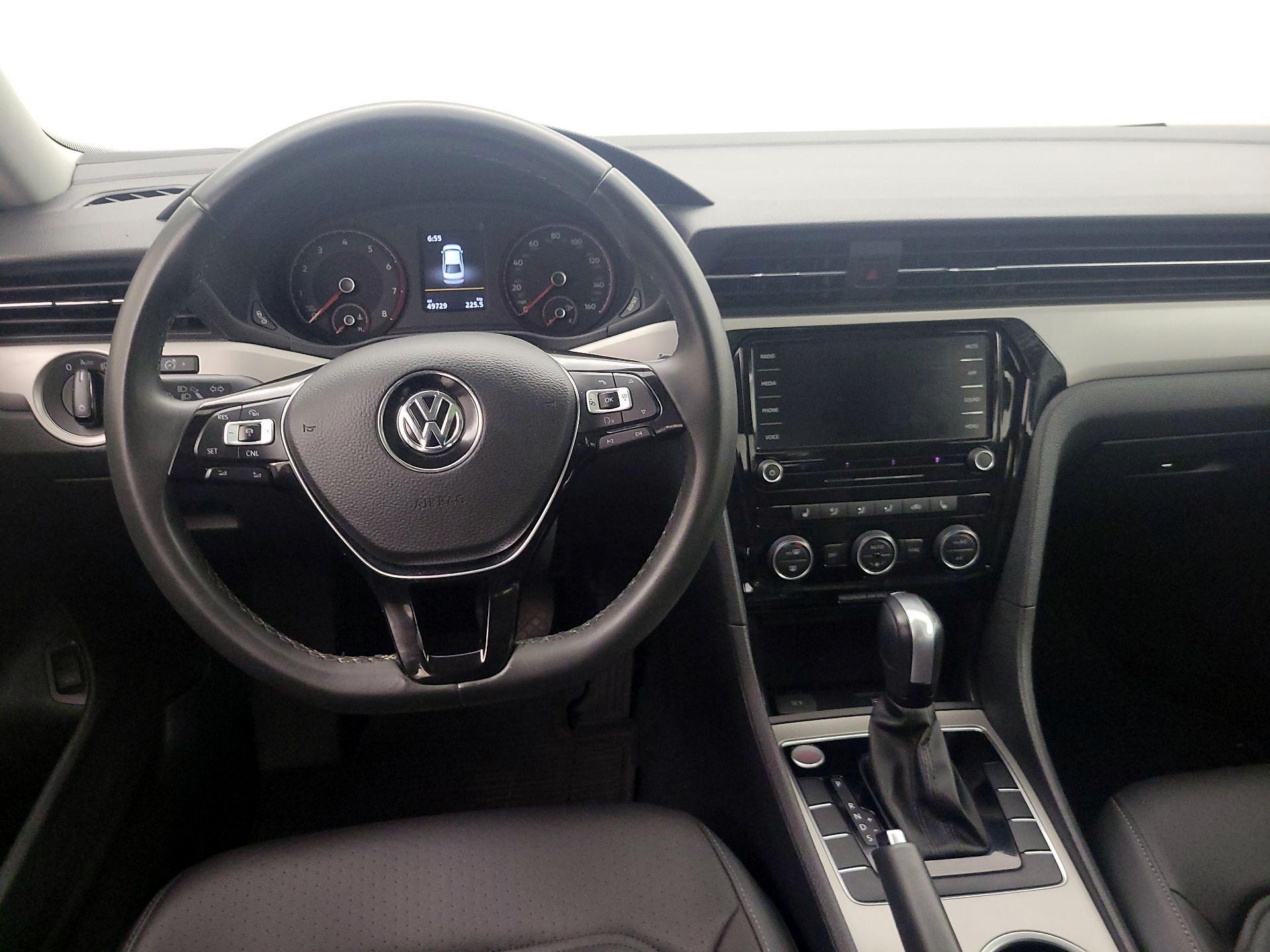 Thumbnail: 2021 Volkswagen Passat - 10
