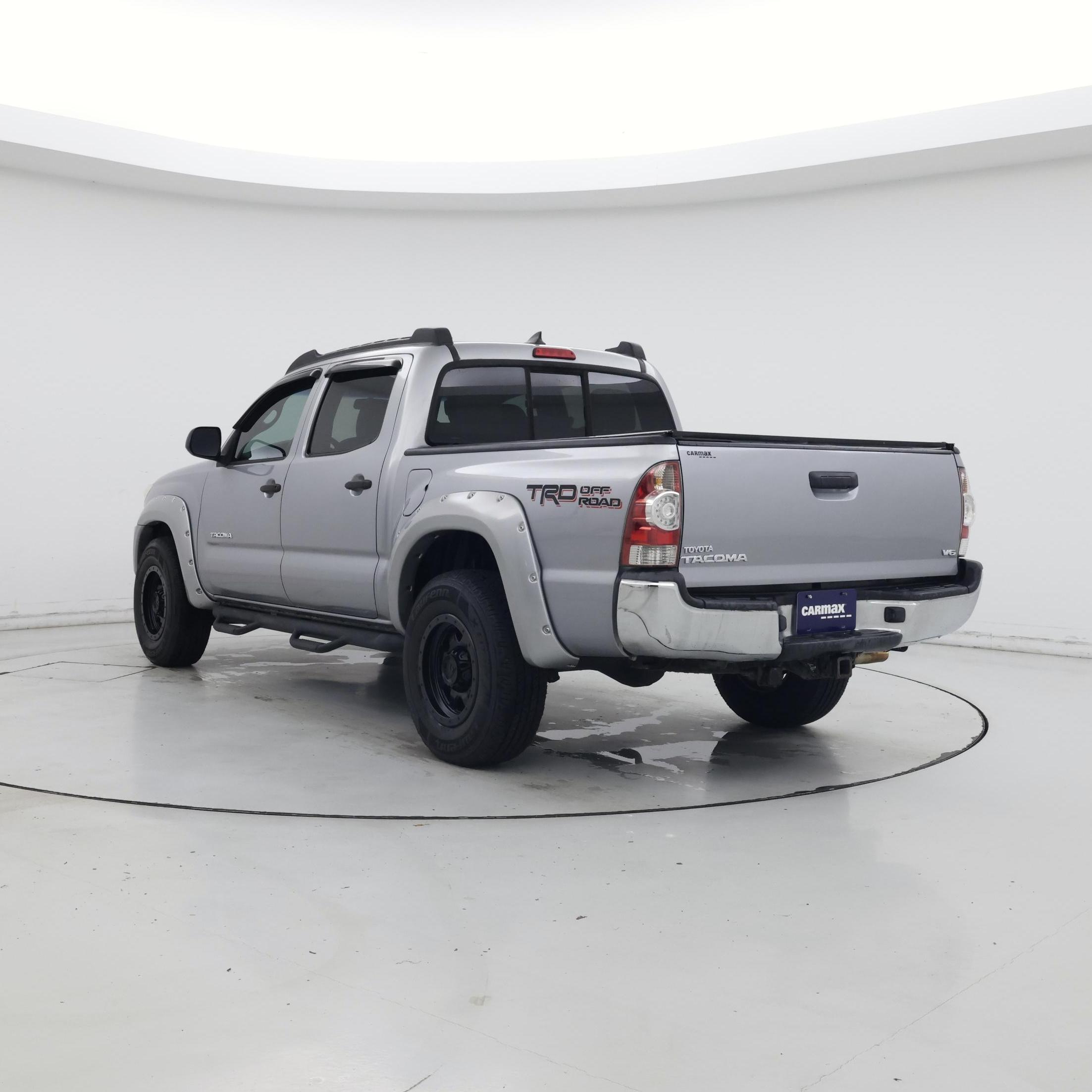 Thumbnail: 2015 Toyota Tacoma - 2