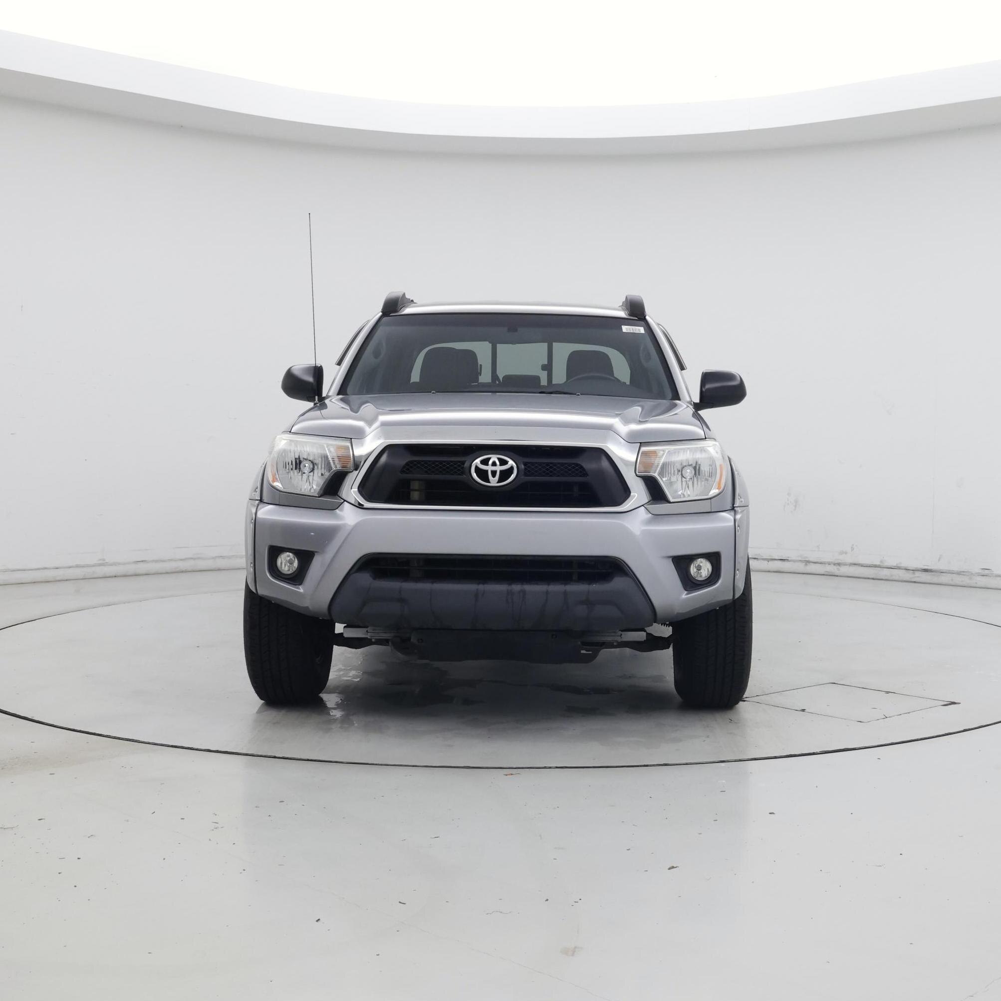 Thumbnail: 2015 Toyota Tacoma - 5