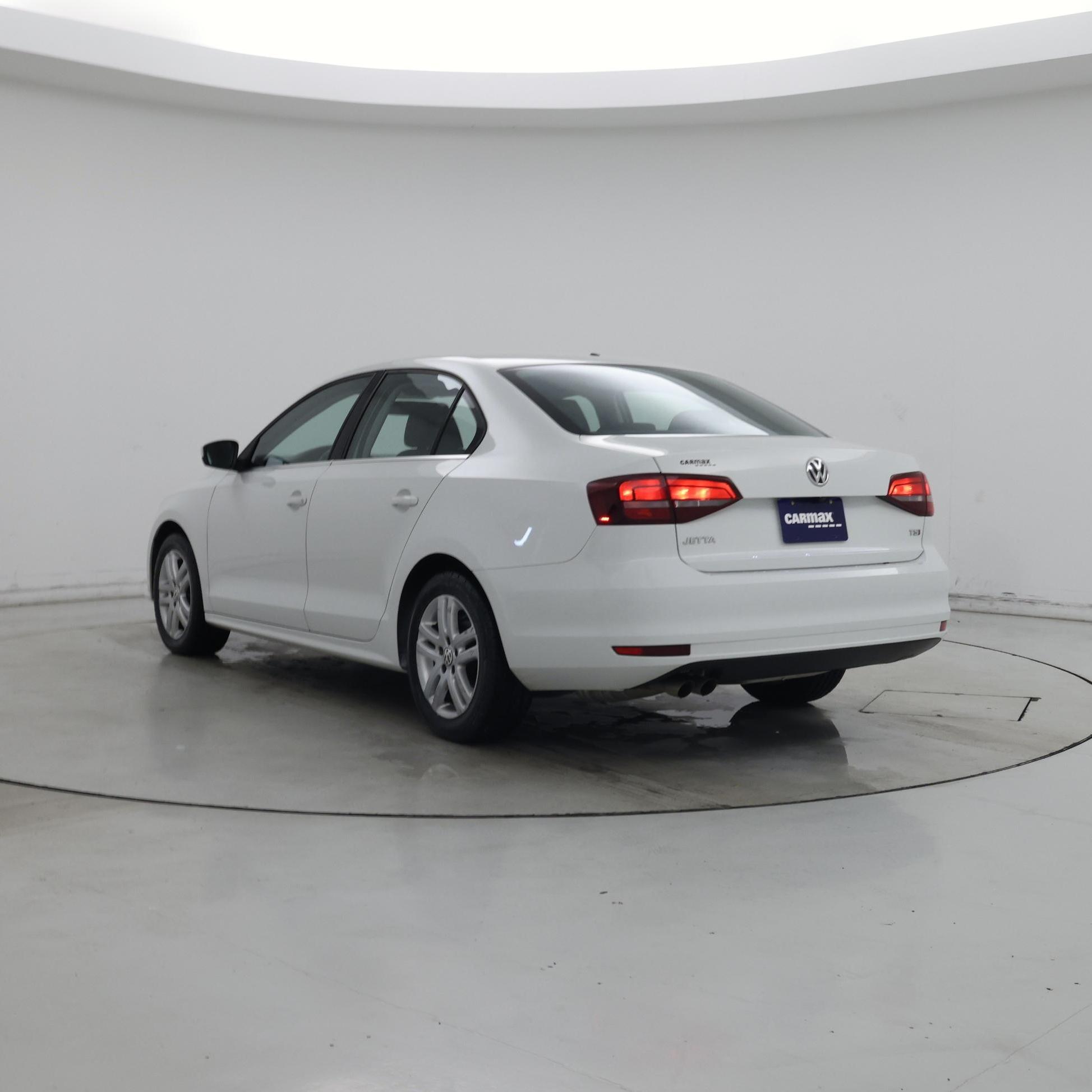 Thumbnail: 2017 Volkswagen Jetta - 2