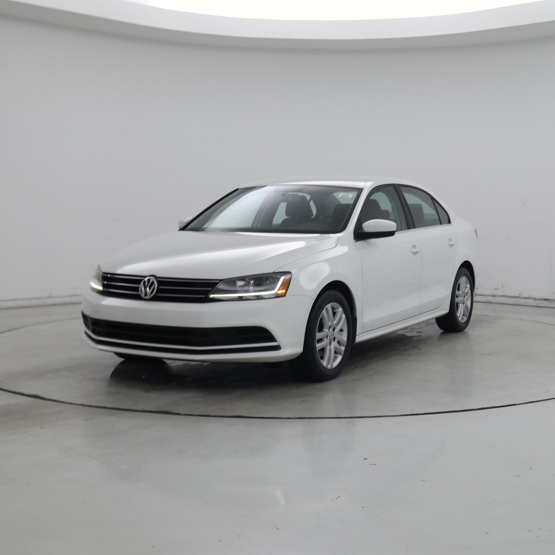 Thumbnail: 2017 Volkswagen Jetta - 4