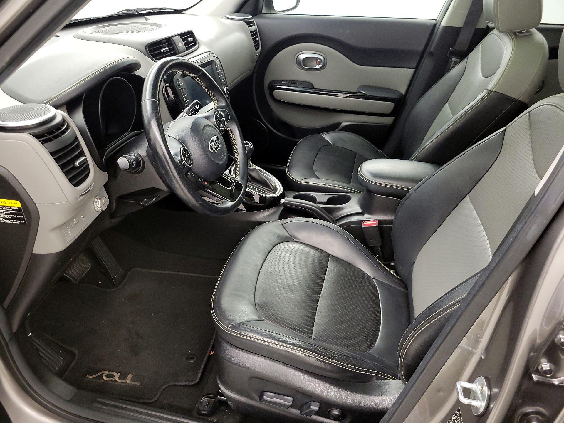 Thumbnail: 2016 Kia Soul - 11