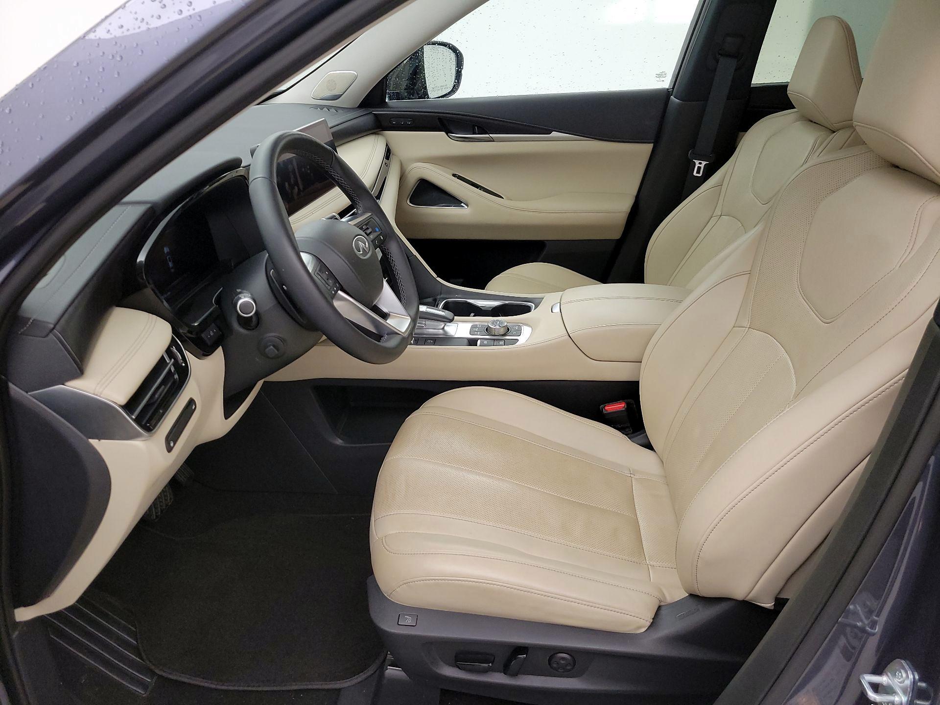 Thumbnail: 2023 INFINITI QX60 - 11