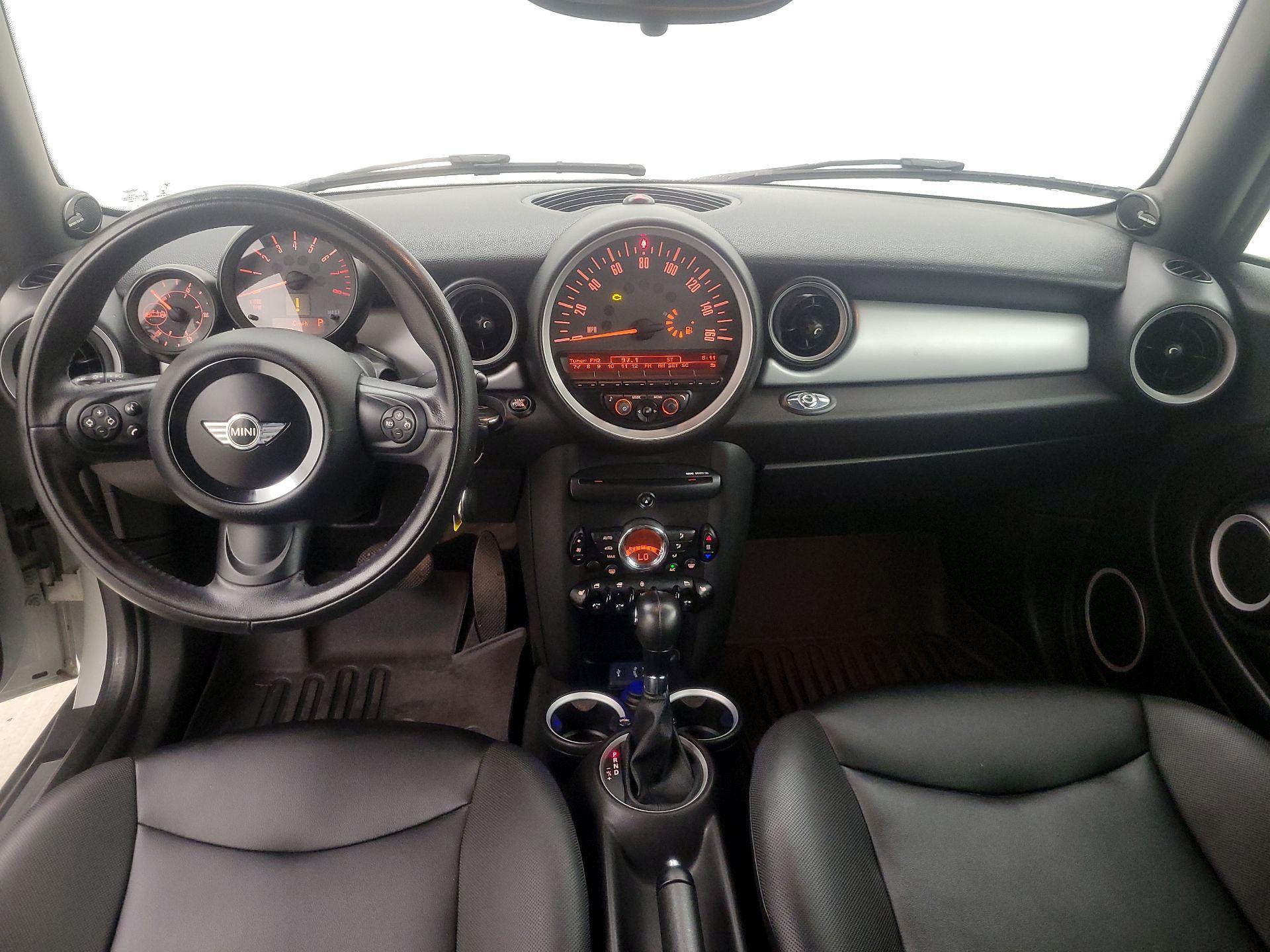 Thumbnail: 2015 MINI Cooper - 9