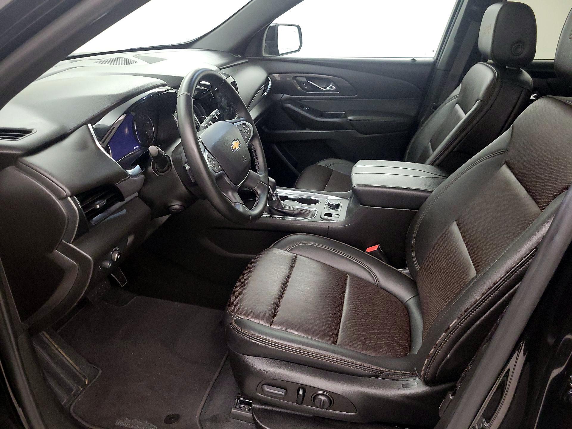 Thumbnail: 2023 Chevrolet Traverse - 11