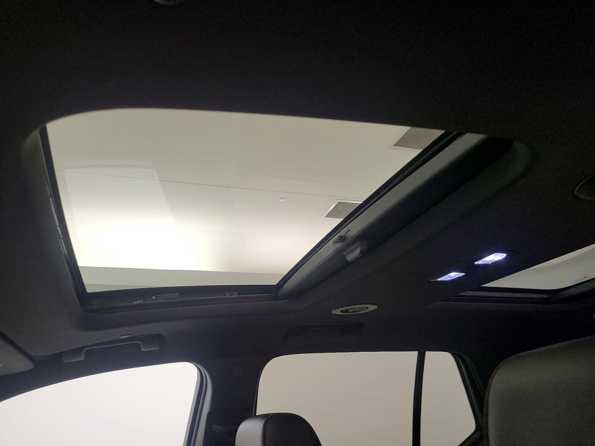 Thumbnail: 2023 Chevrolet Traverse - 20