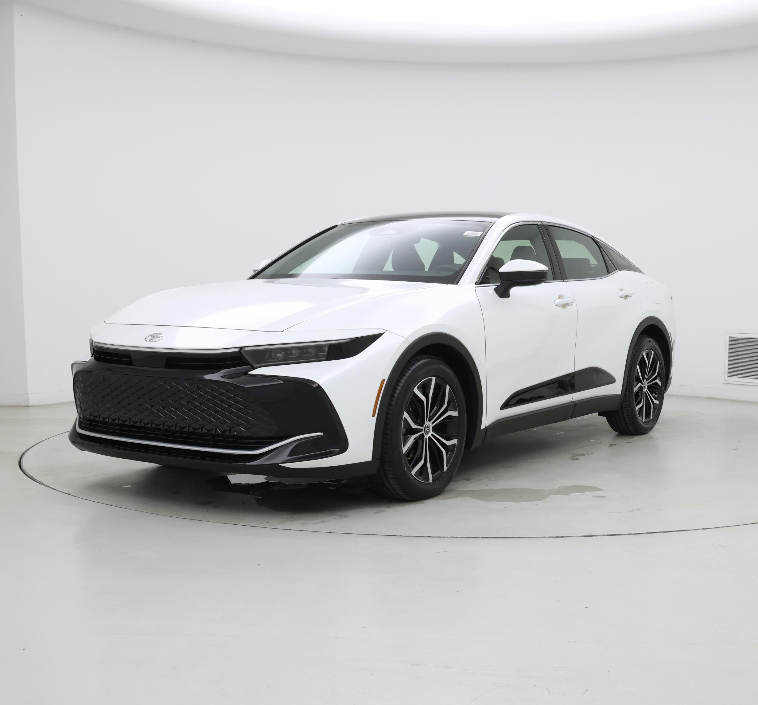 Thumbnail: 2023 Toyota Crown - 4