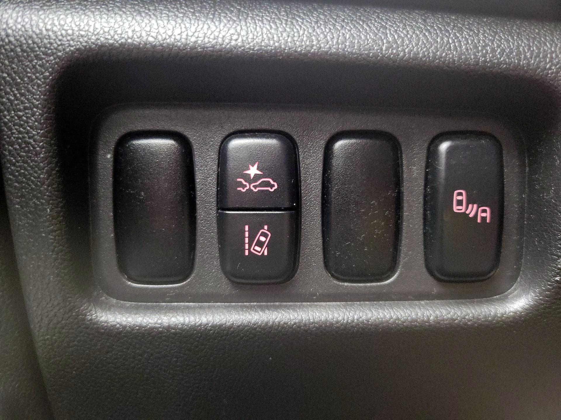 Thumbnail: 2021 Mitsubishi Outlander Sport - 13