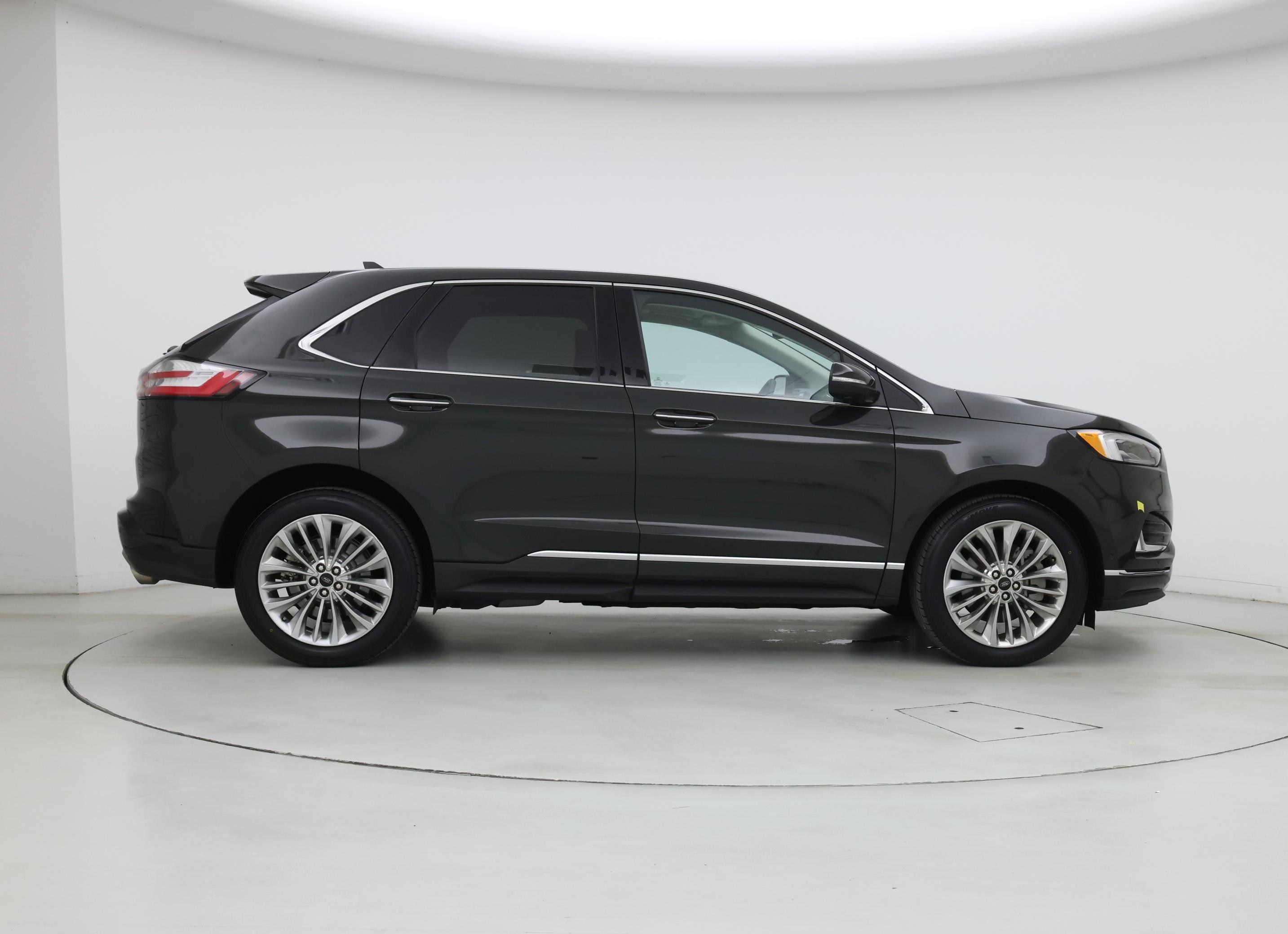 Thumbnail: 2022 Ford Edge - 7