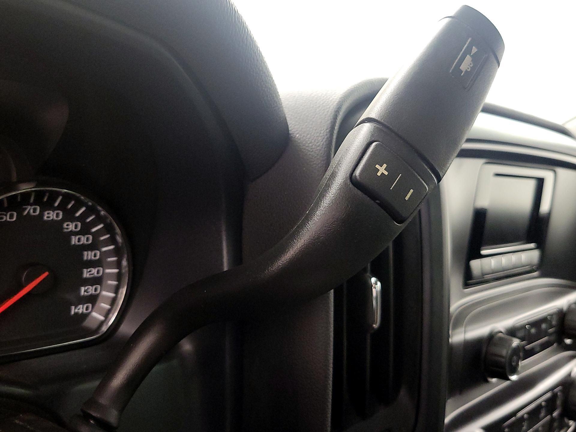 Thumbnail: 2015 Chevrolet Silverado 1500 - 16
