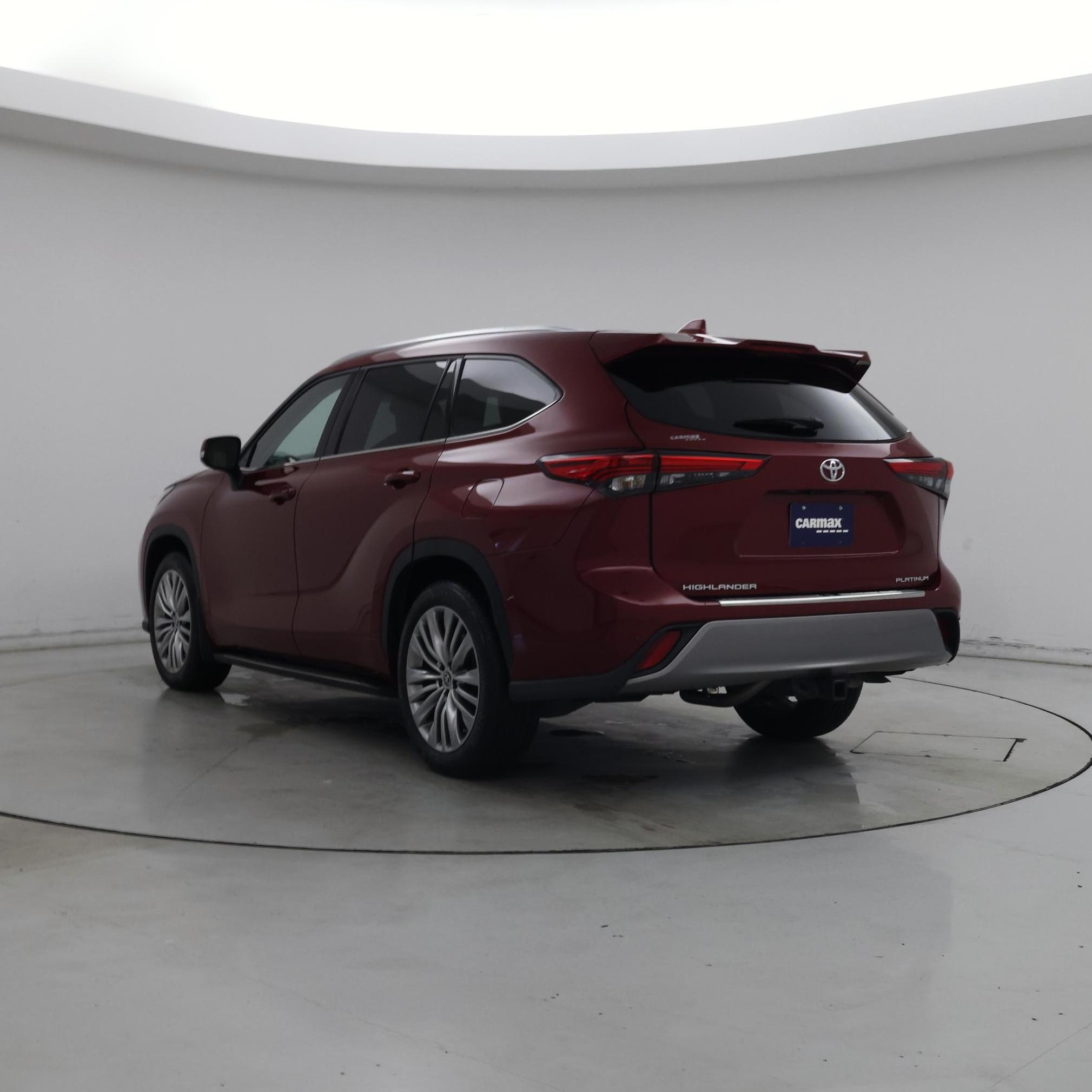 Thumbnail: 2022 Toyota Highlander - 2