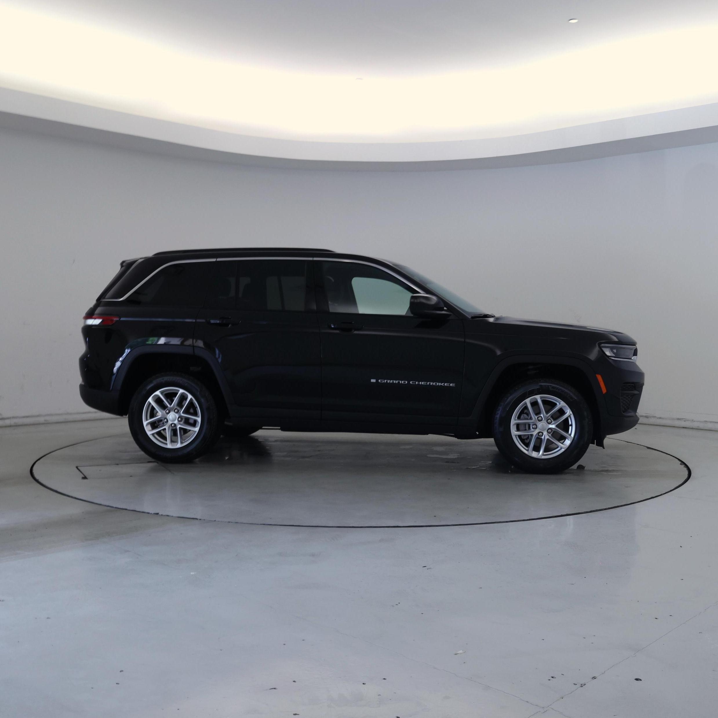 Thumbnail: 2025 Jeep Grand Cherokee - 7