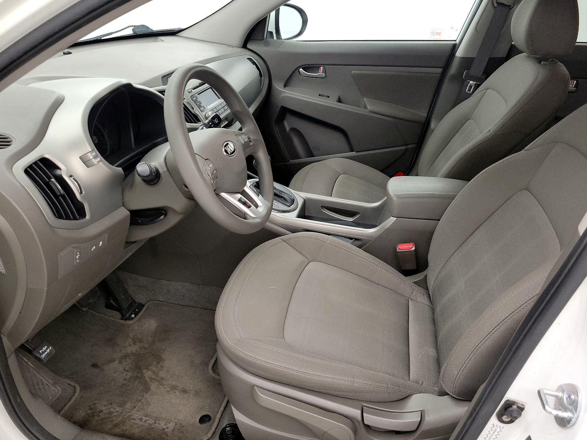 Thumbnail: 2013 Kia Sportage - 11