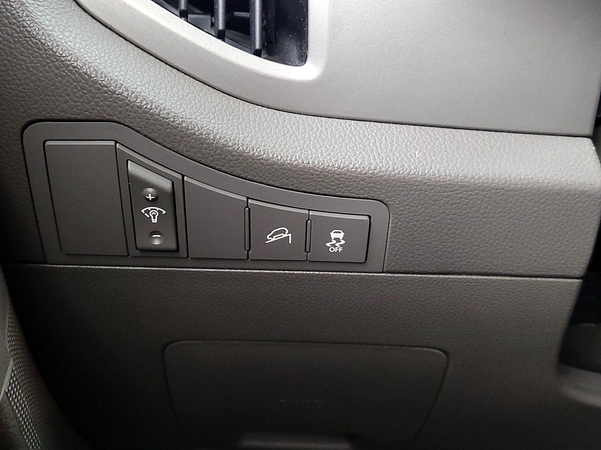 Thumbnail: 2013 Kia Sportage - 13